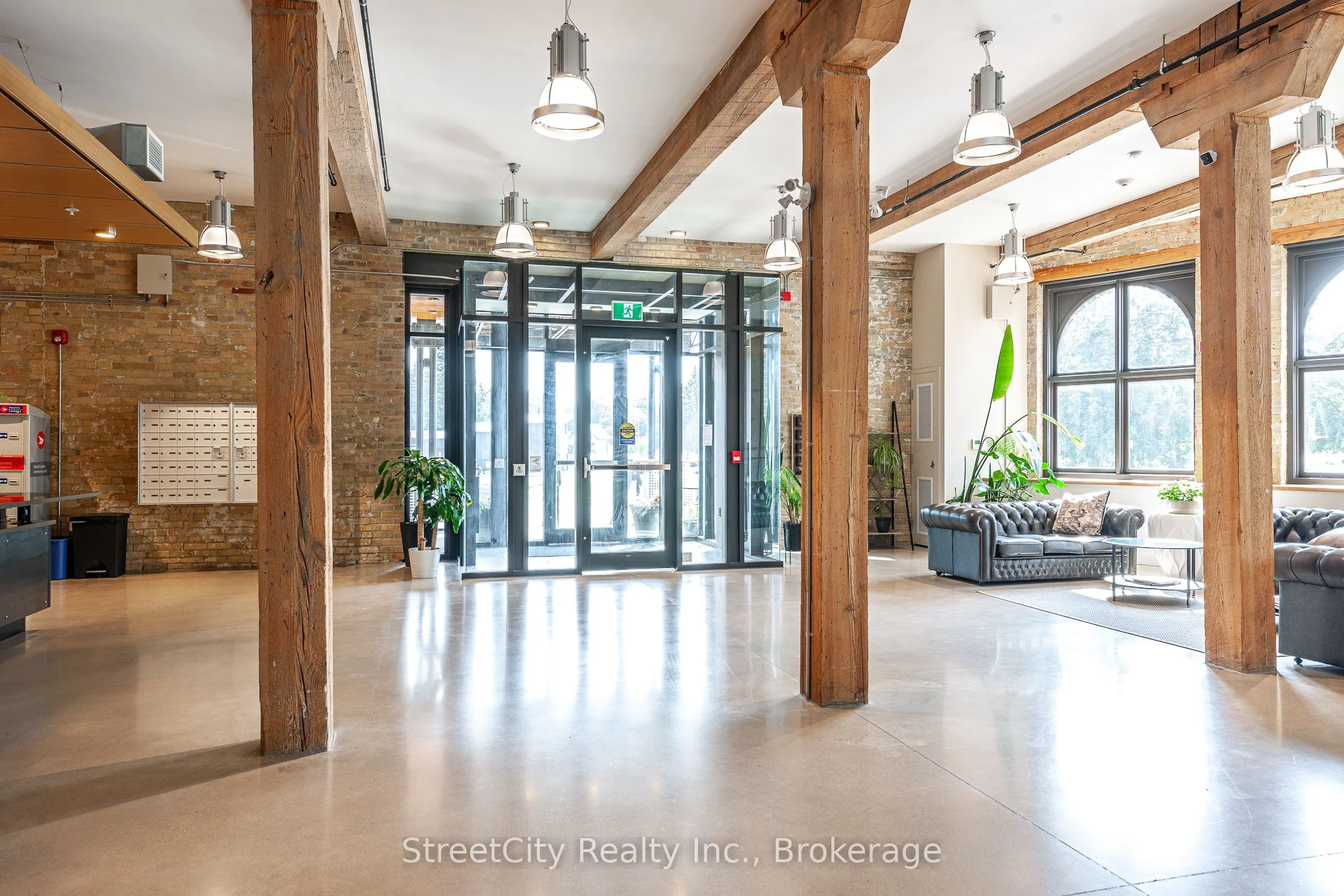 245 Downie Street, #104