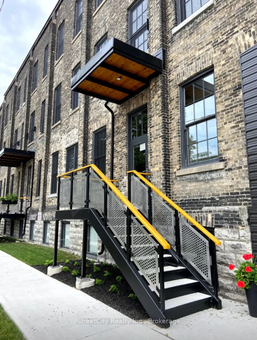 245 Downie Street, #104