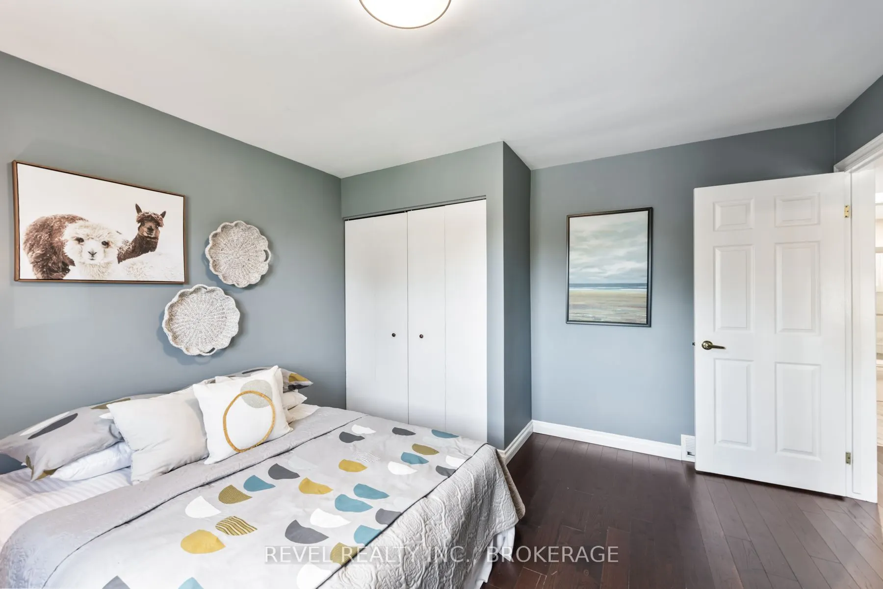 367 Carrie Crescent