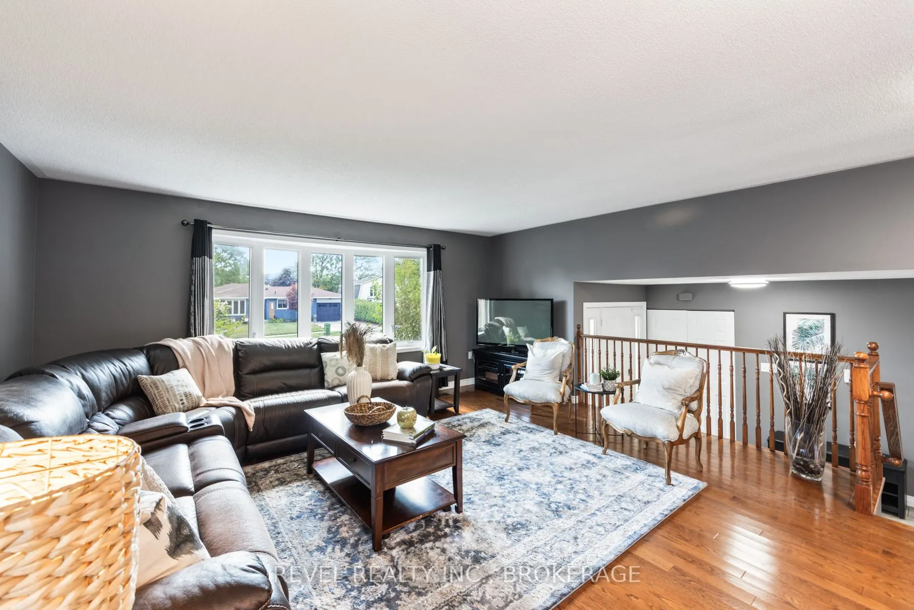 367 Carrie Crescent