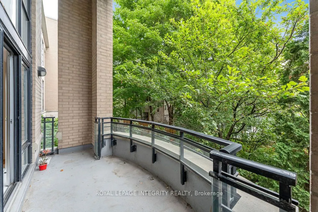 29 Main Street, #111