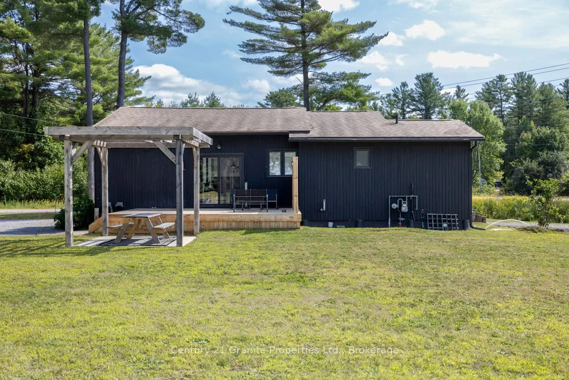 4 Bartlett Drive