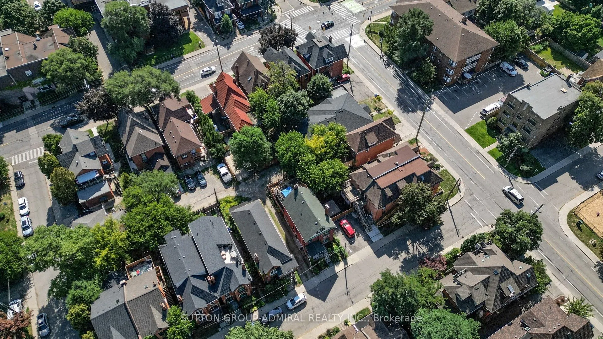 164 Wentworth Street S