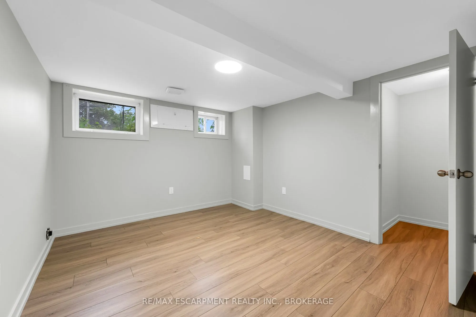 366 Carlton Street, #Lower