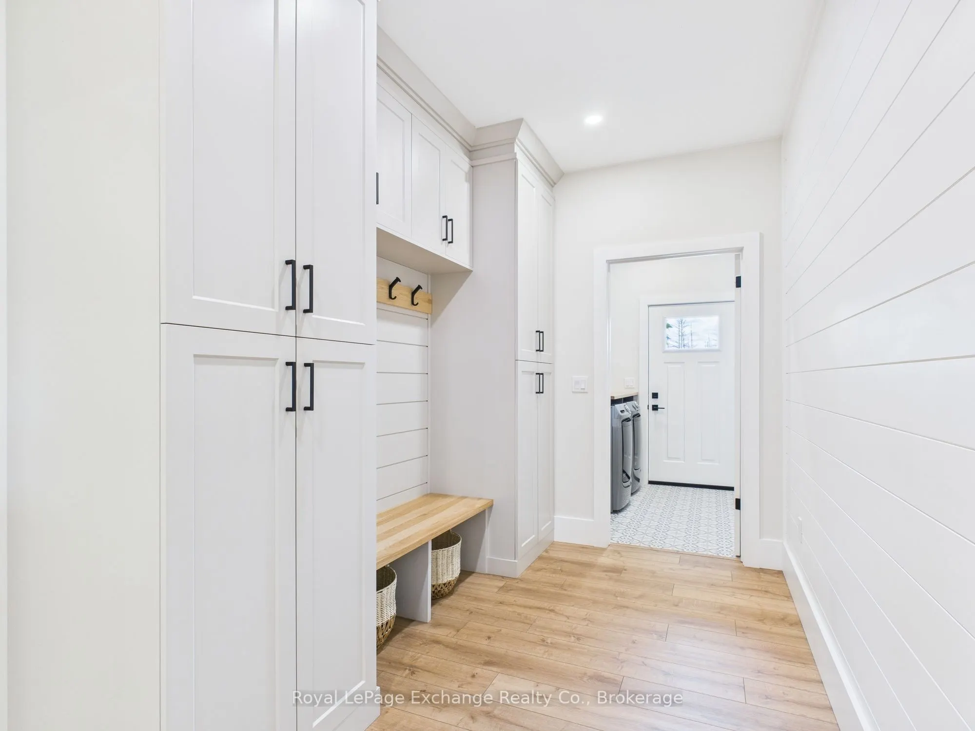 872 16th Street