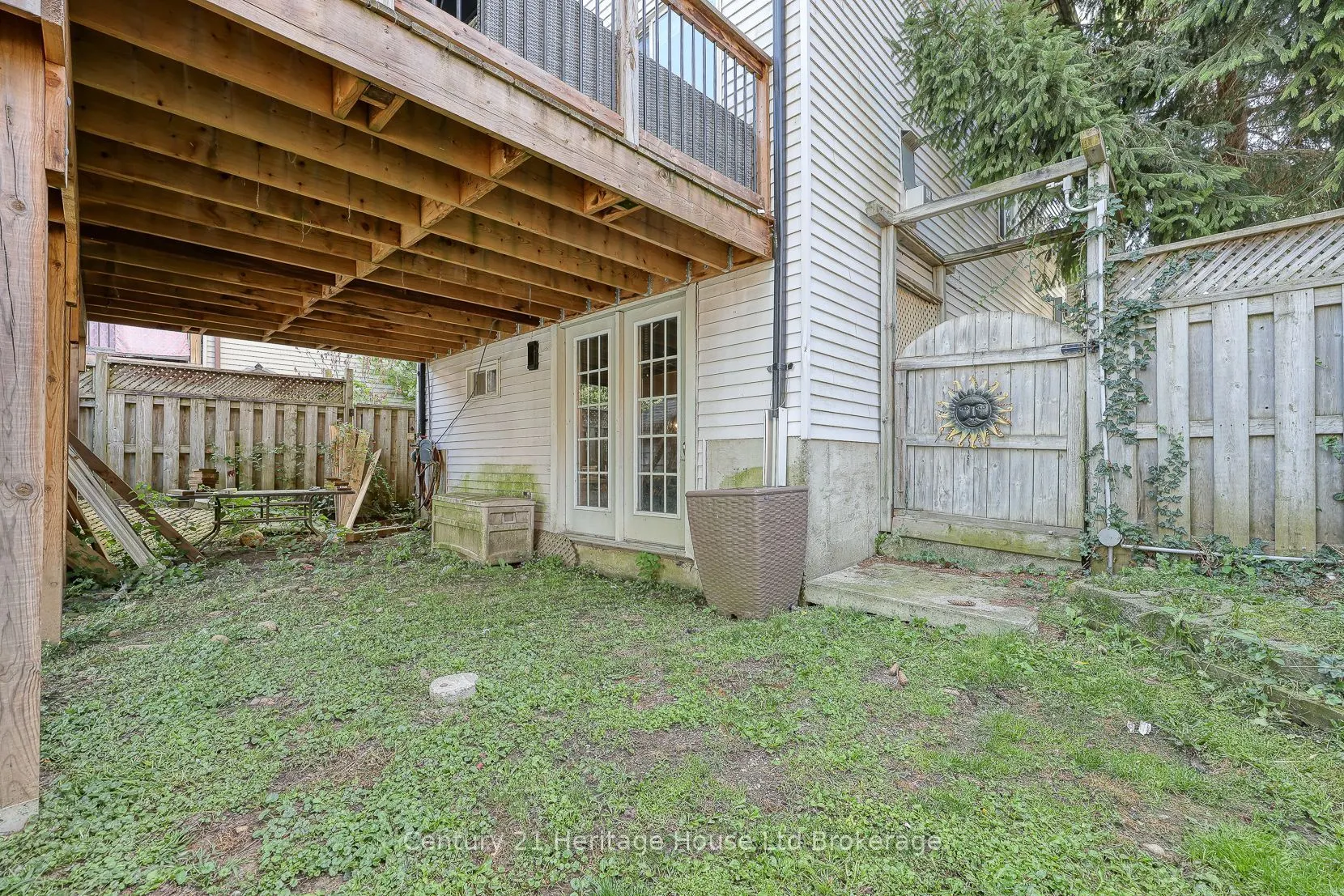 60 Canrobert Street