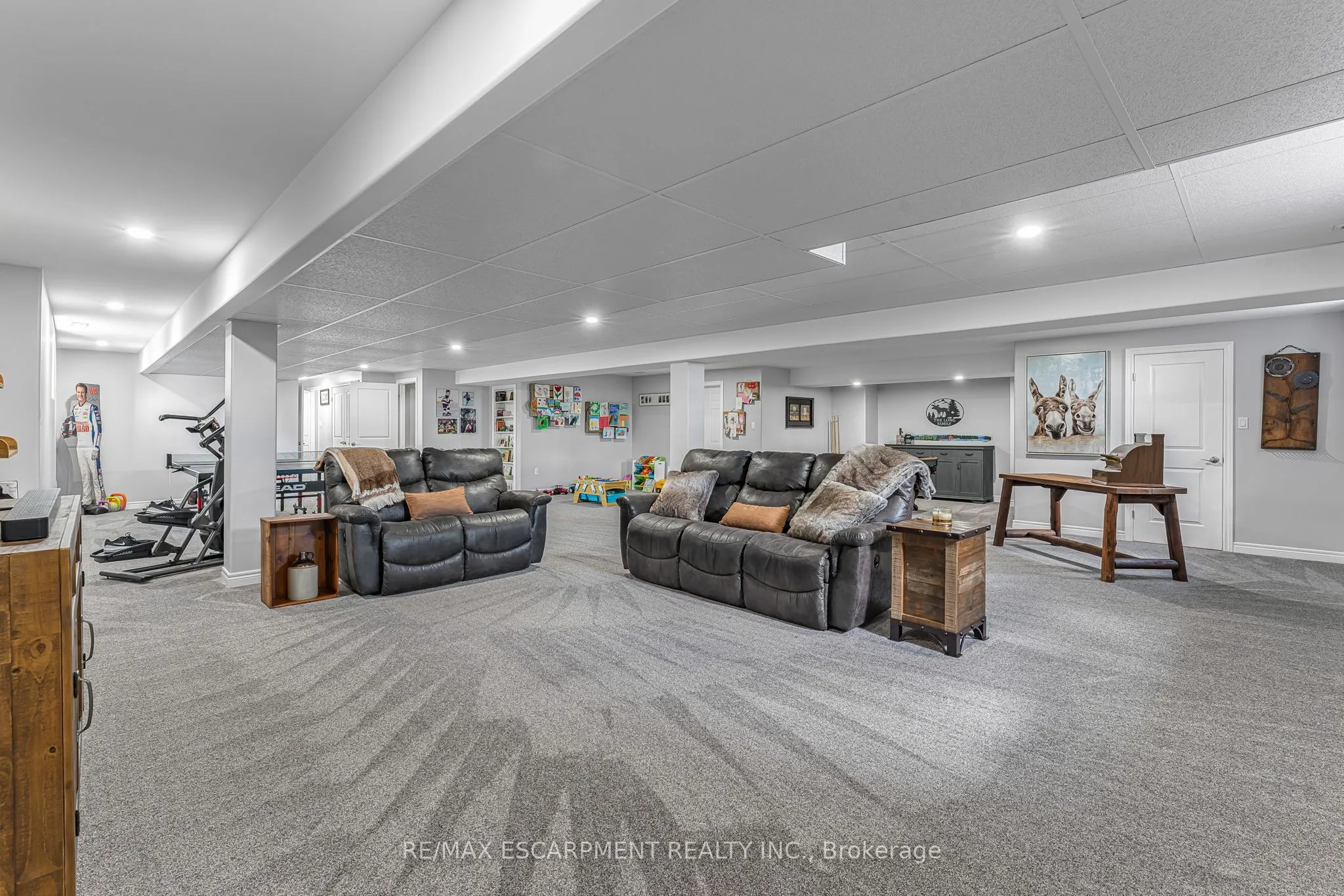 3 Silverthorne Court