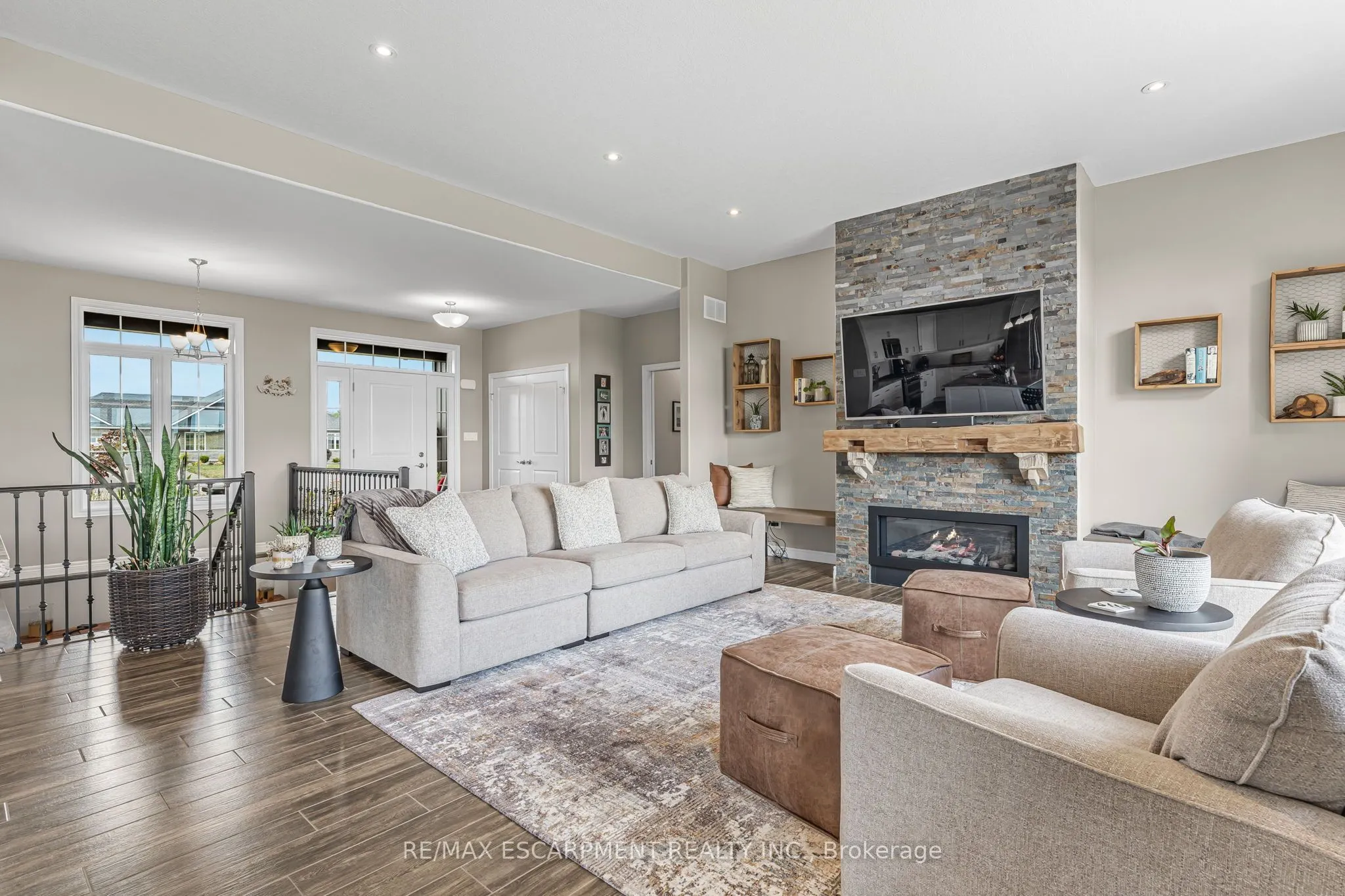 3 Silverthorne Court