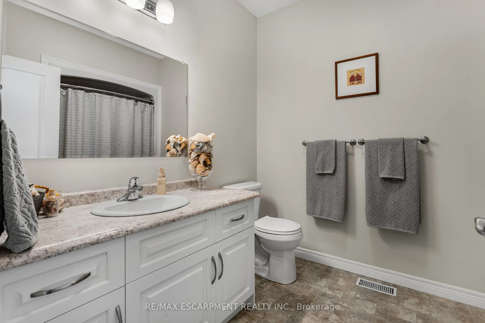 3 Silverthorne Court