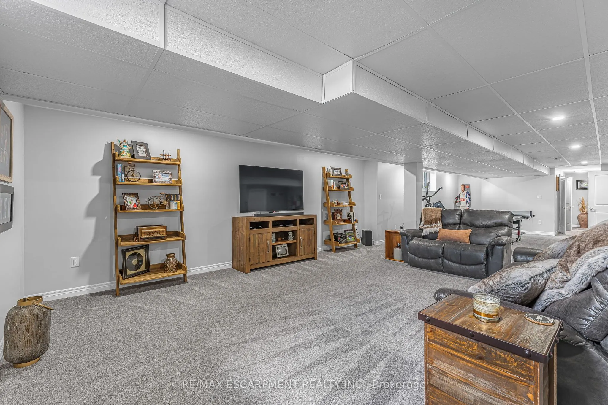 3 Silverthorne Court