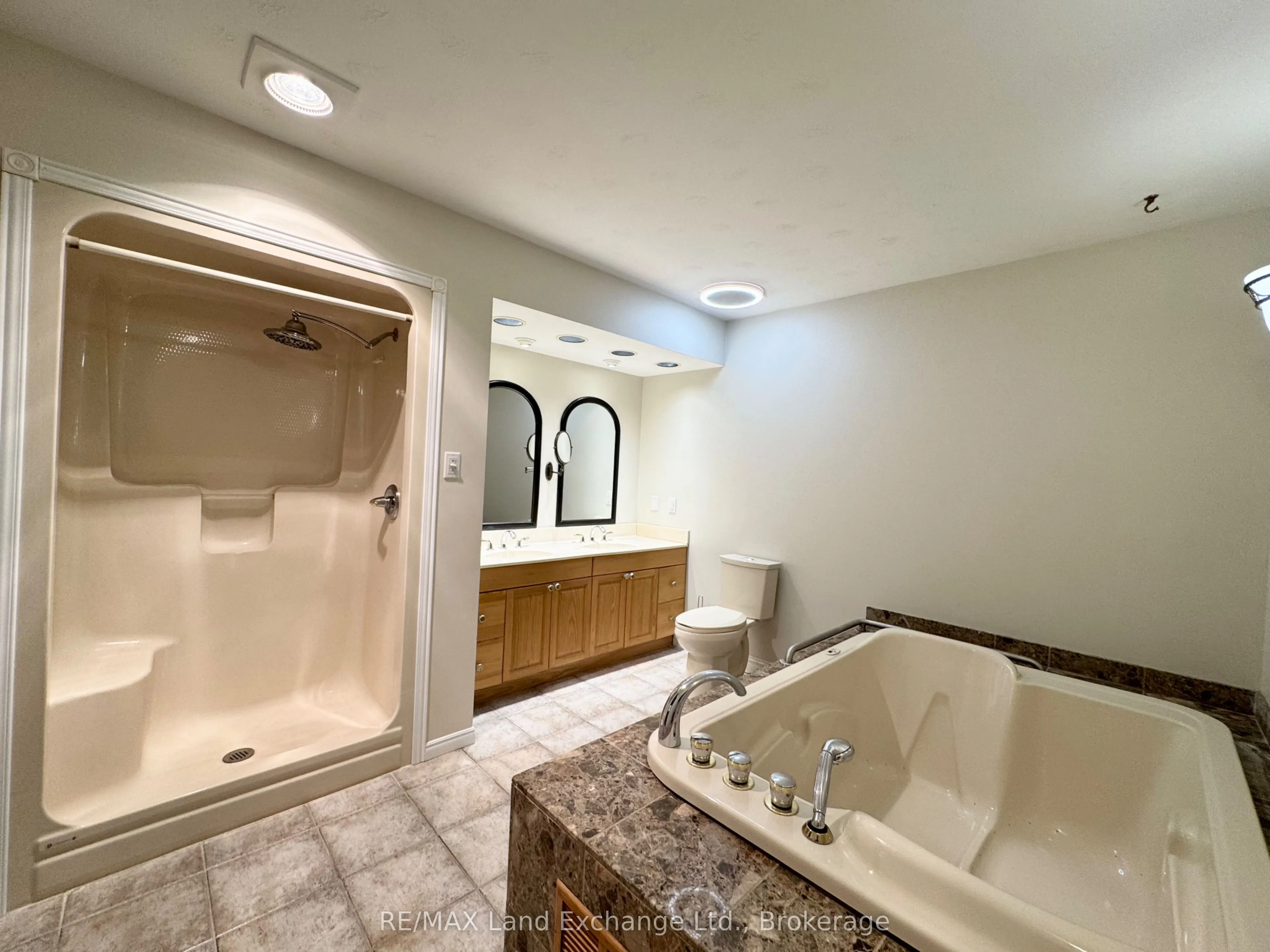 653 Ashwell Crescent