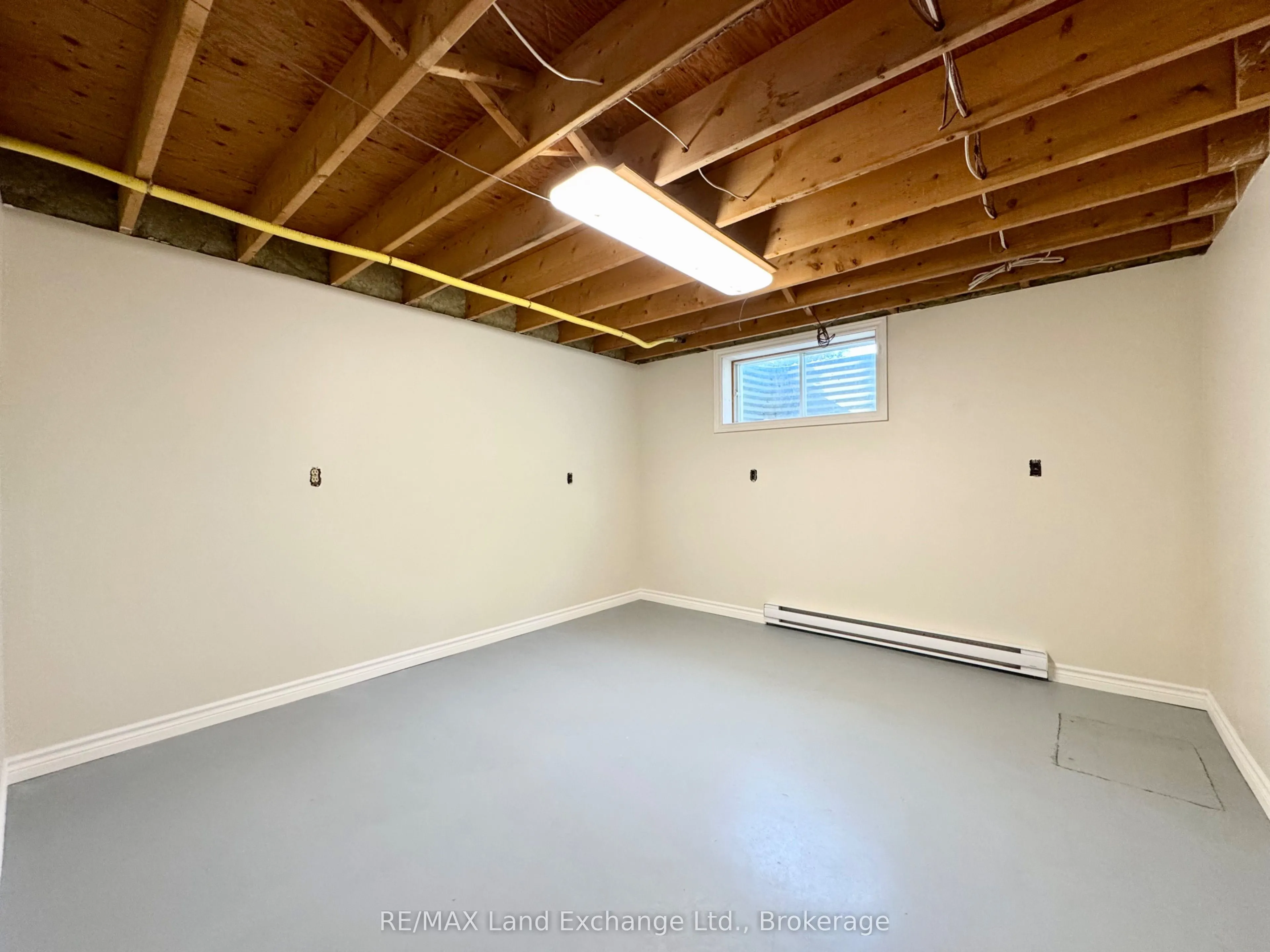 653 Ashwell Crescent