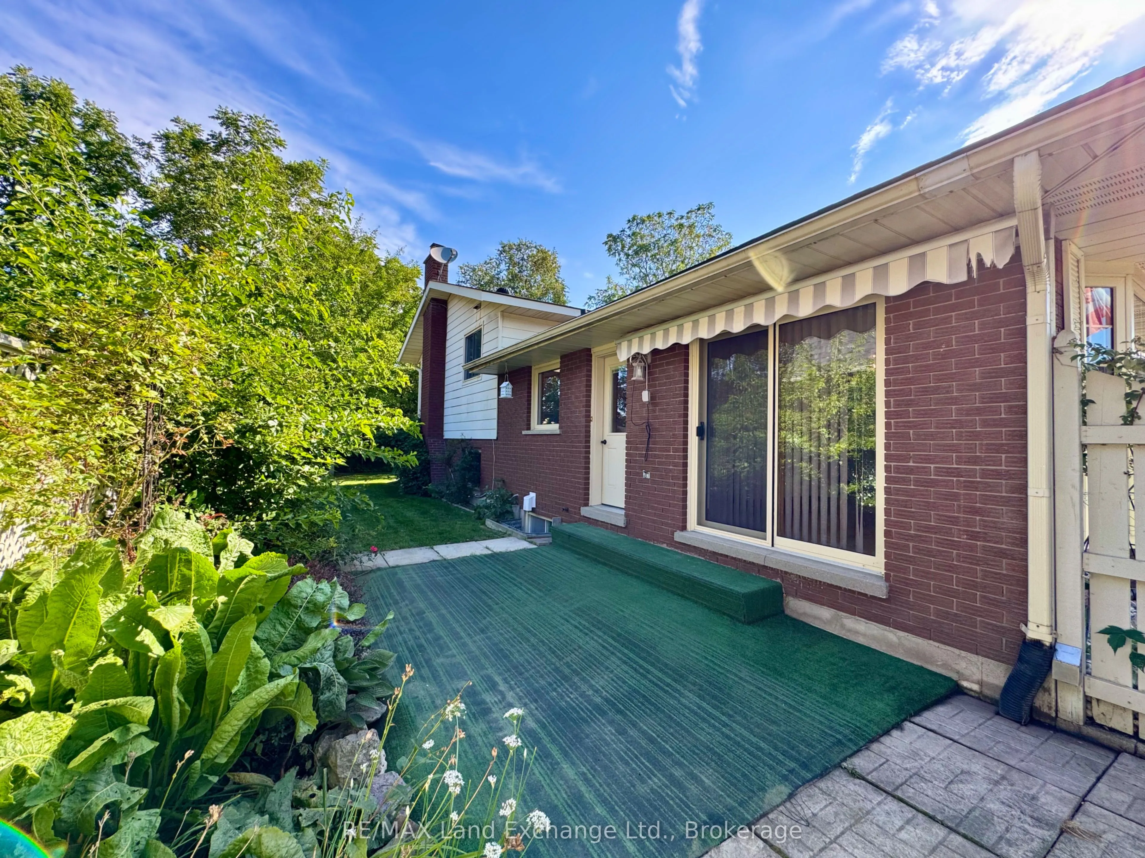 653 Ashwell Crescent
