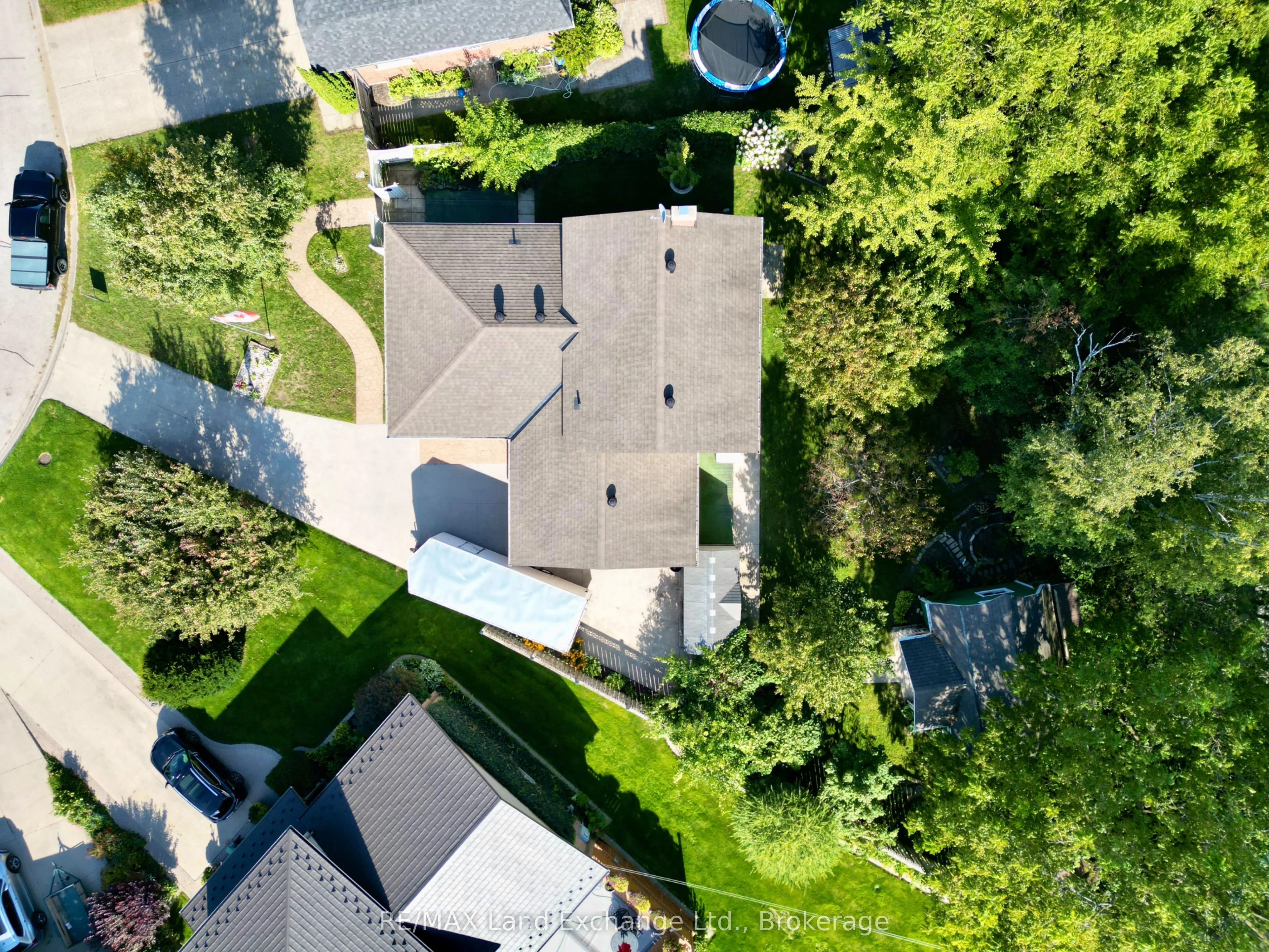 653 Ashwell Crescent