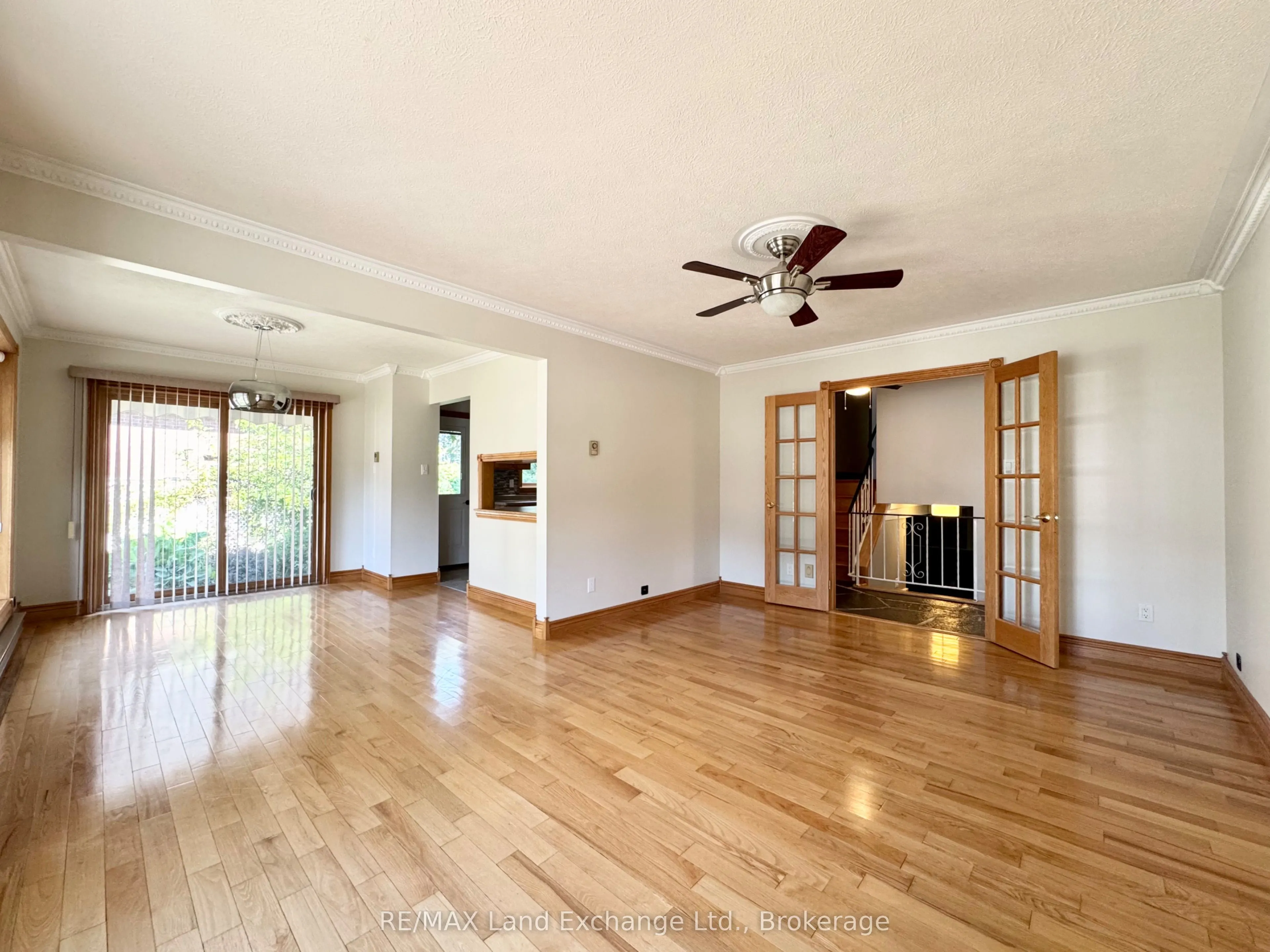 653 Ashwell Crescent