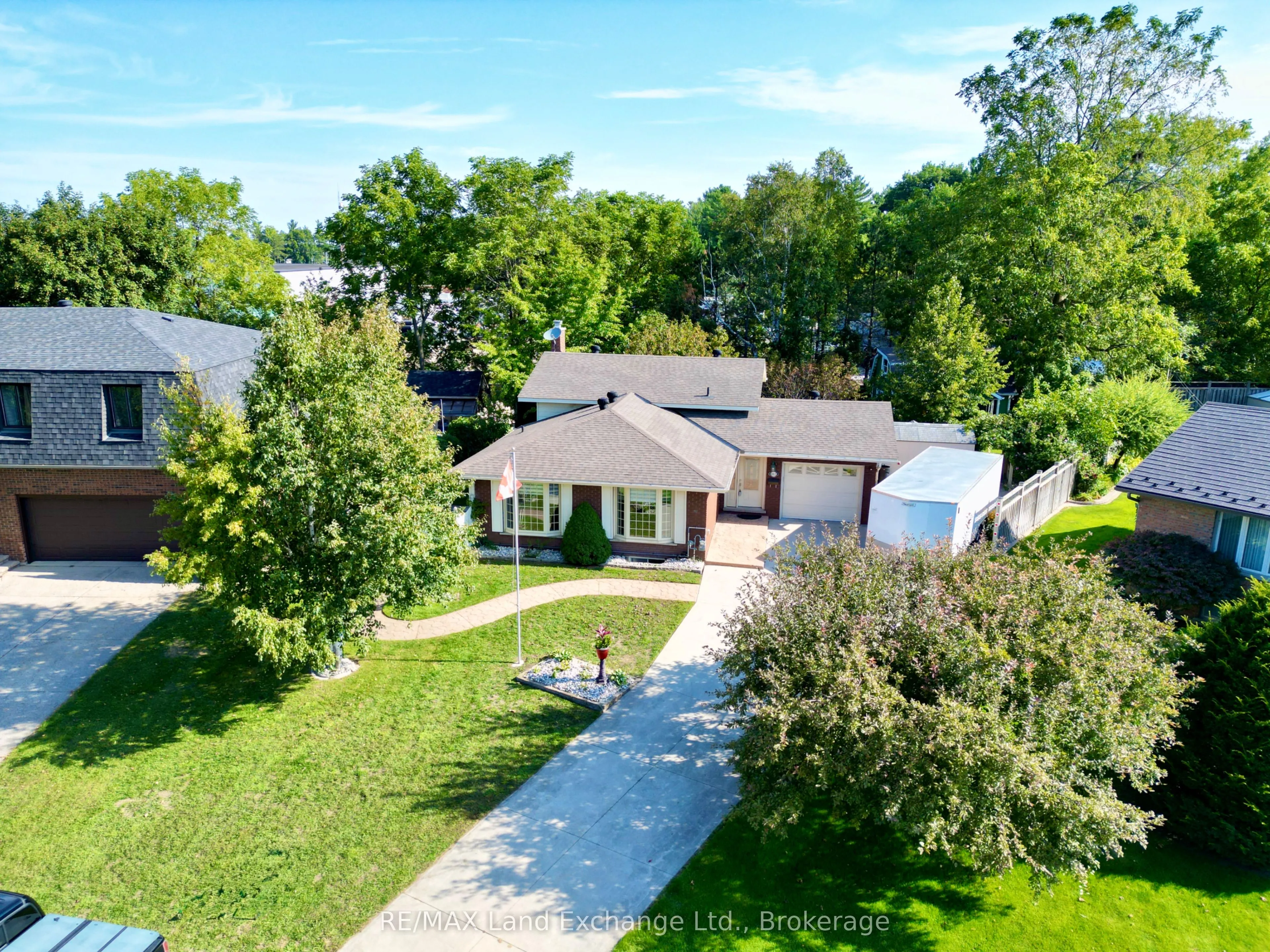 653 Ashwell Crescent