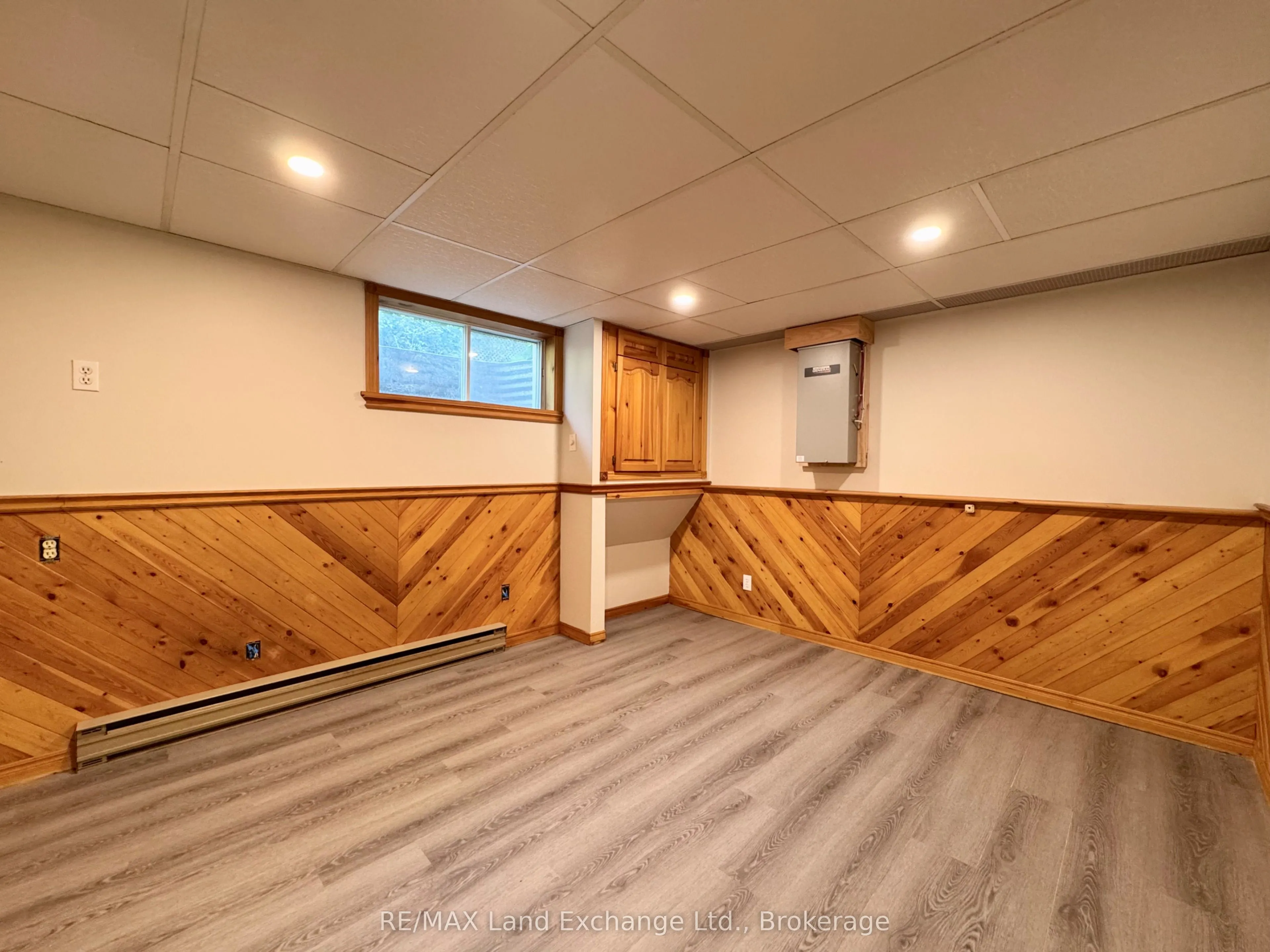 653 Ashwell Crescent