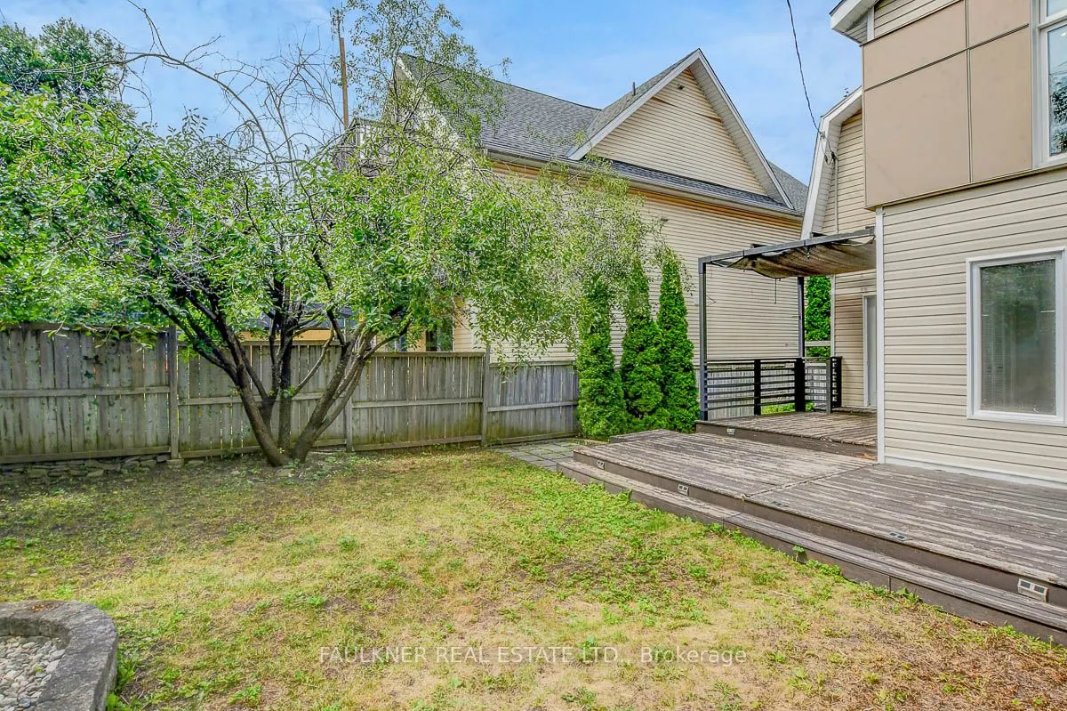 536 Lower Byron Avenue