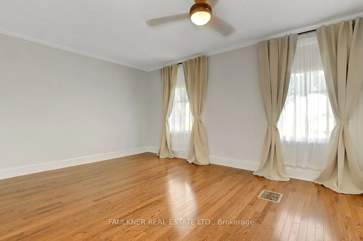 536 Lower Byron Avenue