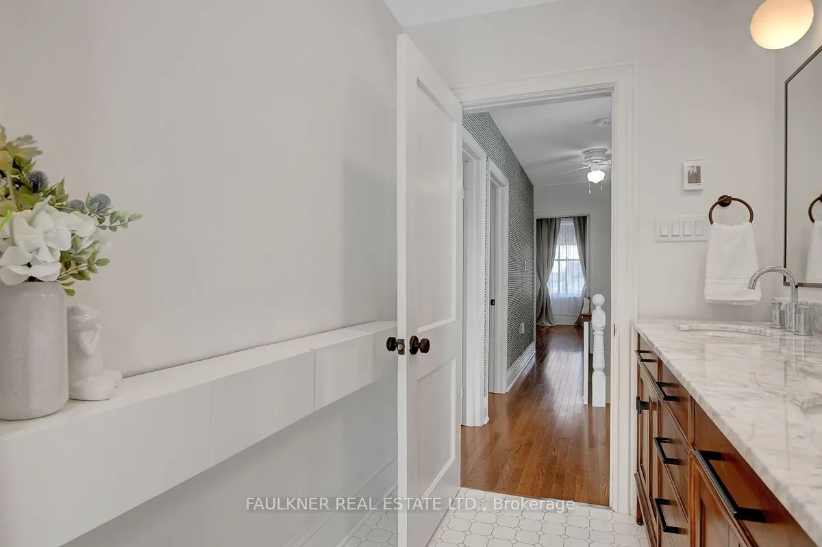 536 Lower Byron Avenue