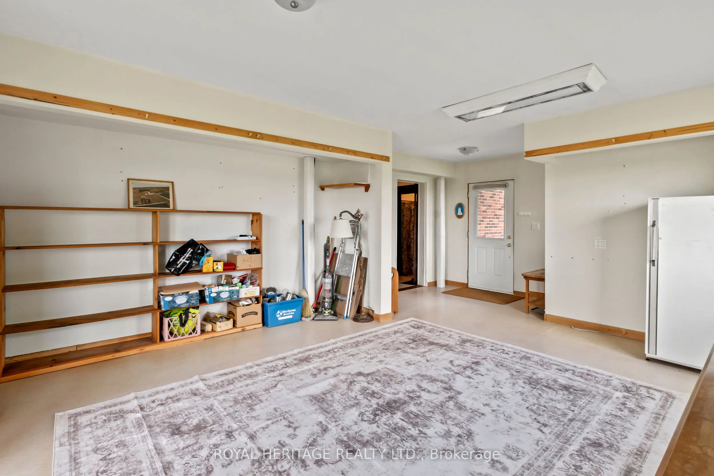 901 Cresswell Road