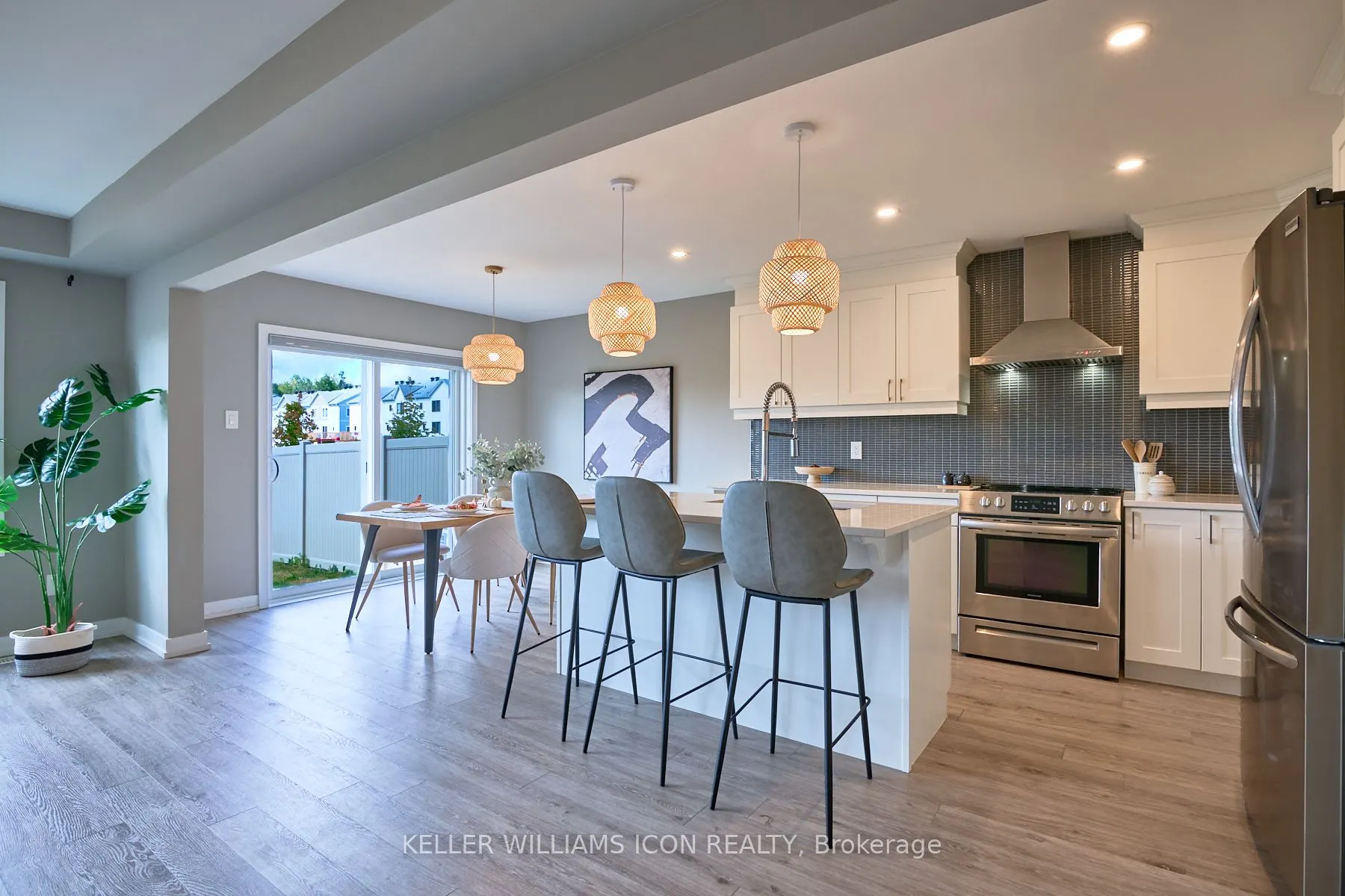 1118 Apolune Street