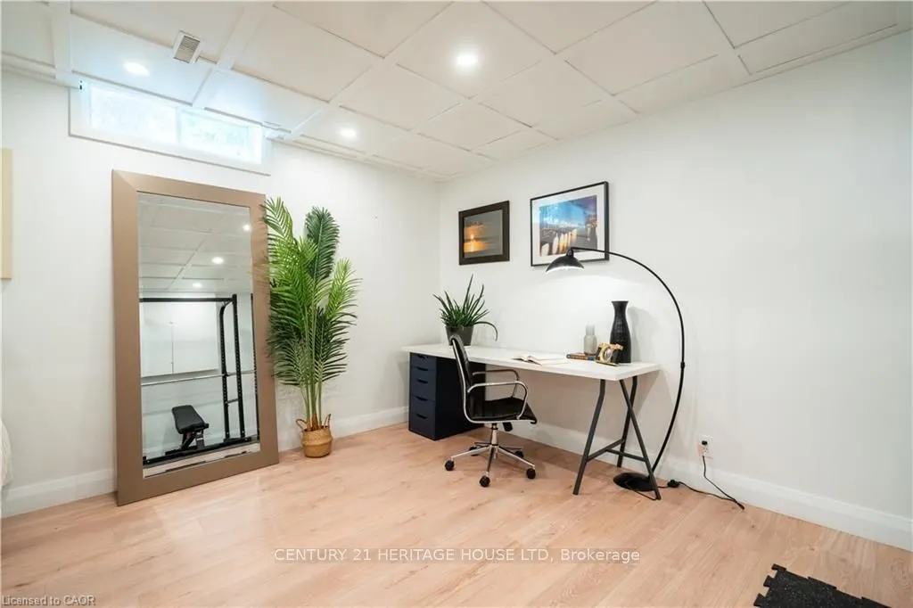 3 Casey Drive