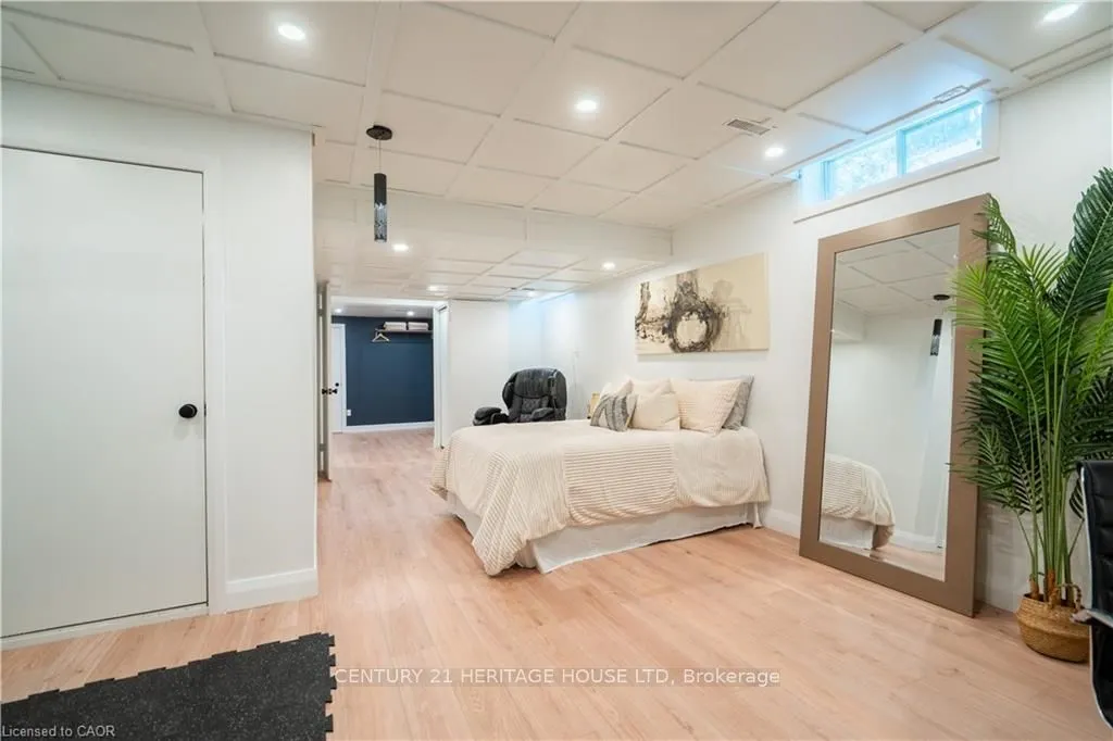 3 Casey Drive
