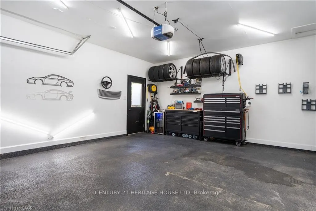 3 Casey Drive