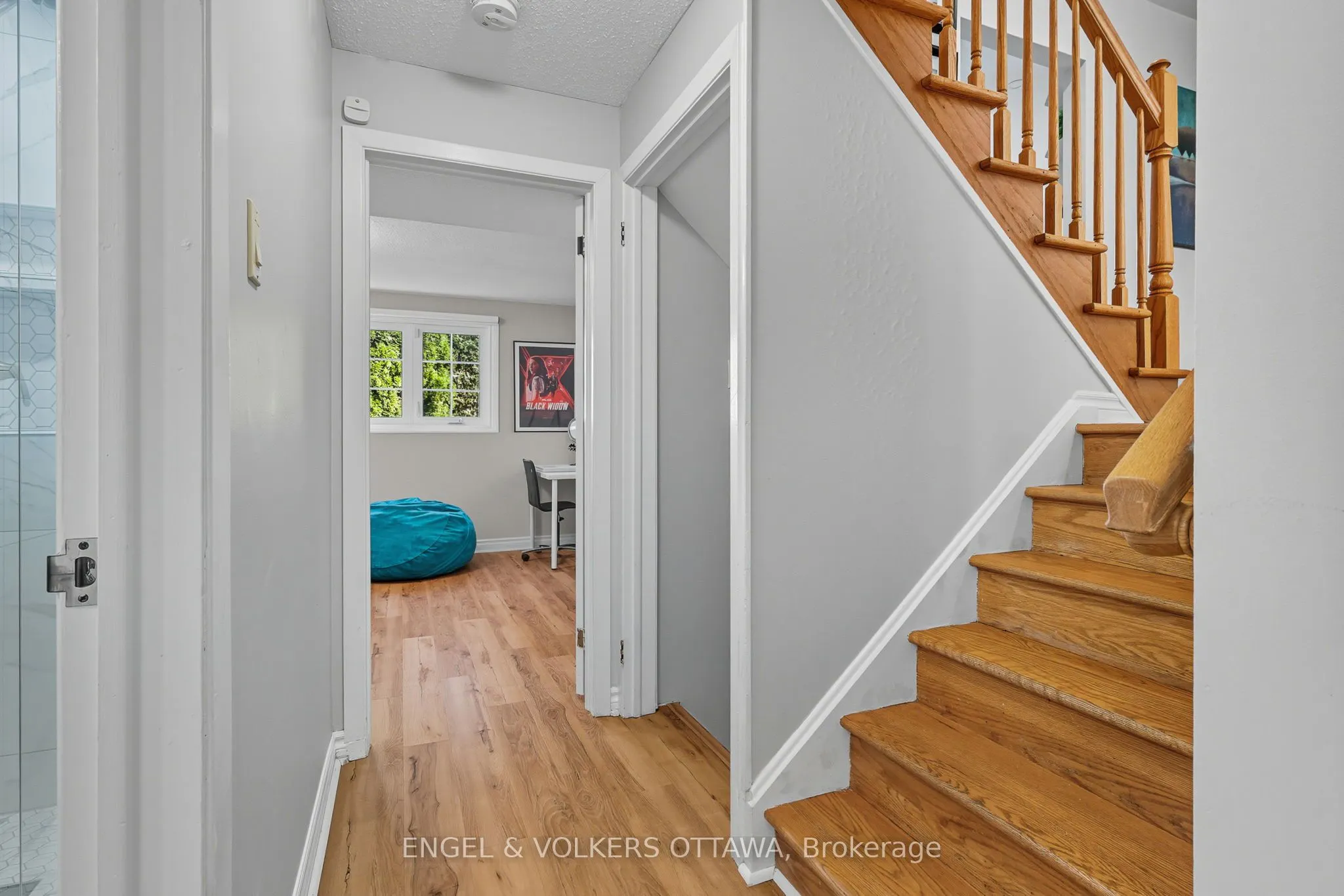 1800 Devlin Crescent