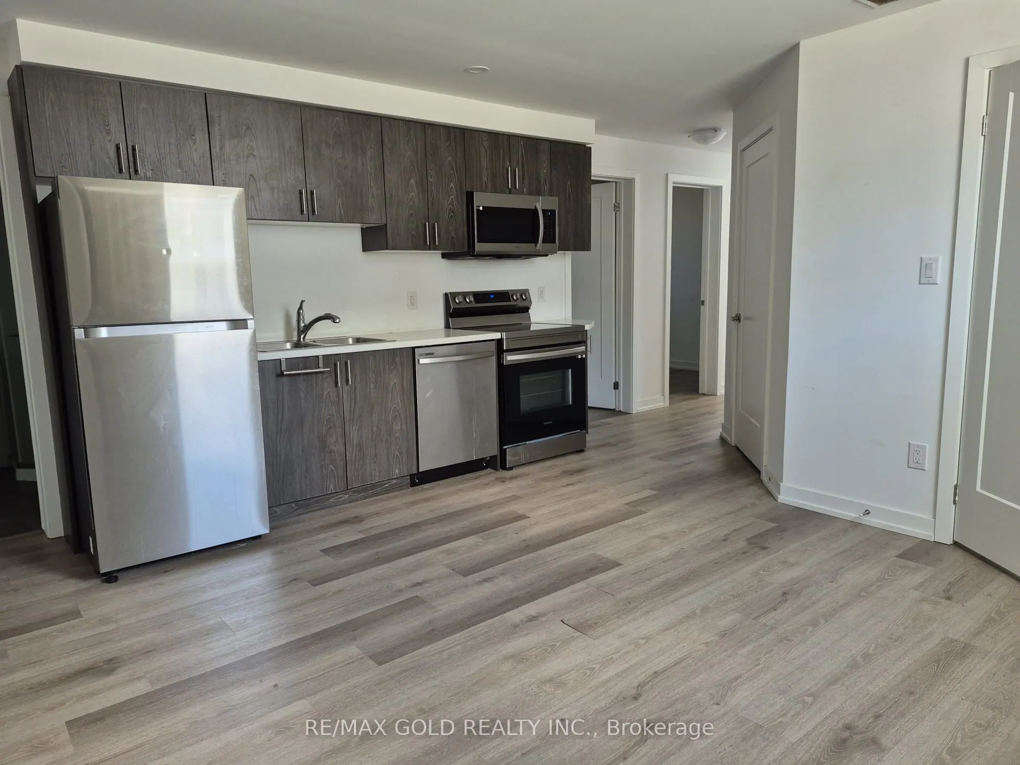 4263 Fourth Avenue, #812