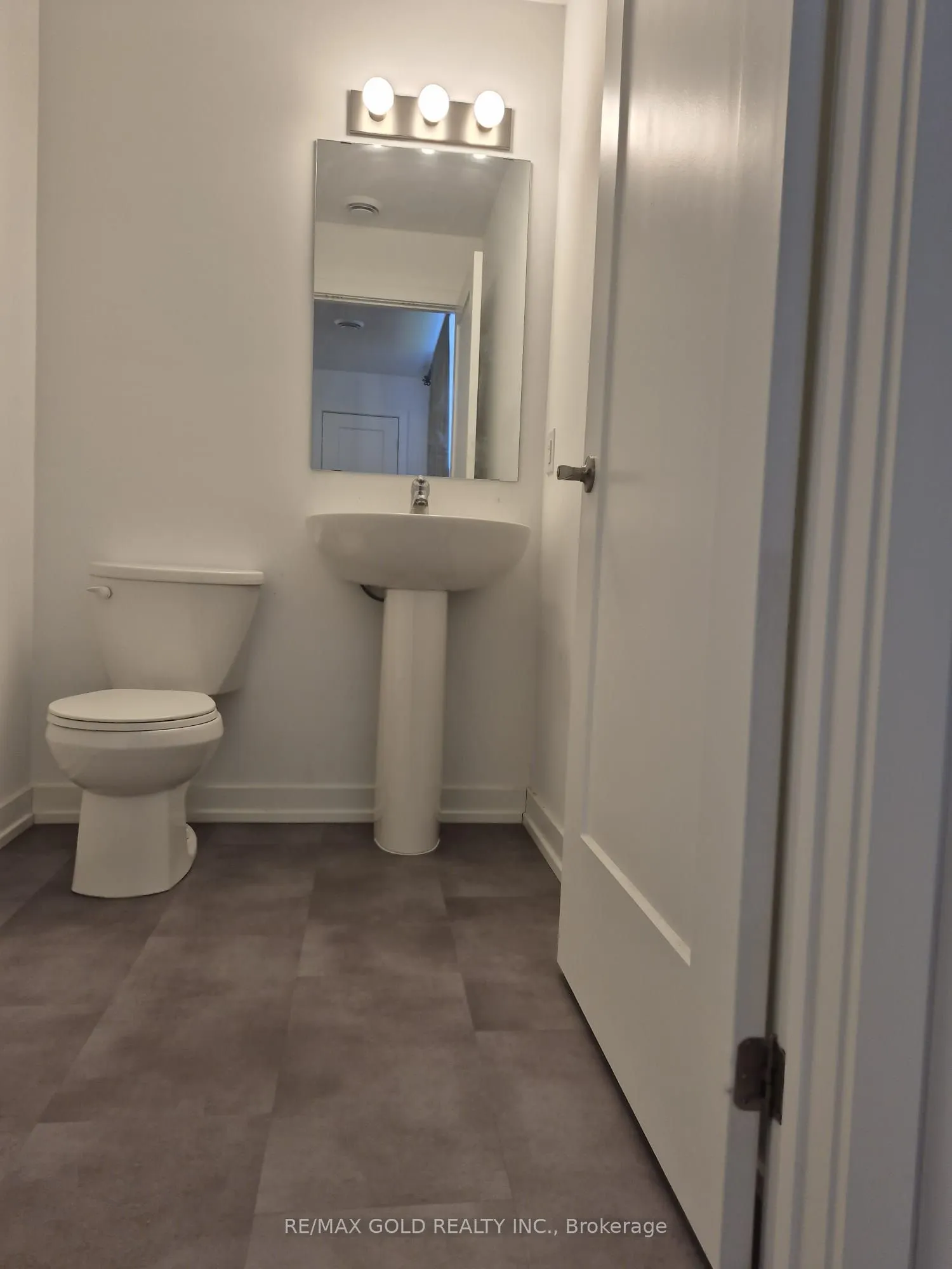 4263 Fourth Avenue, #812