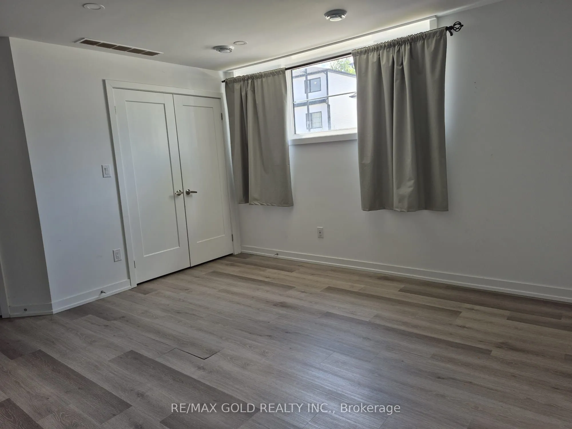 4263 Fourth Avenue, #812
