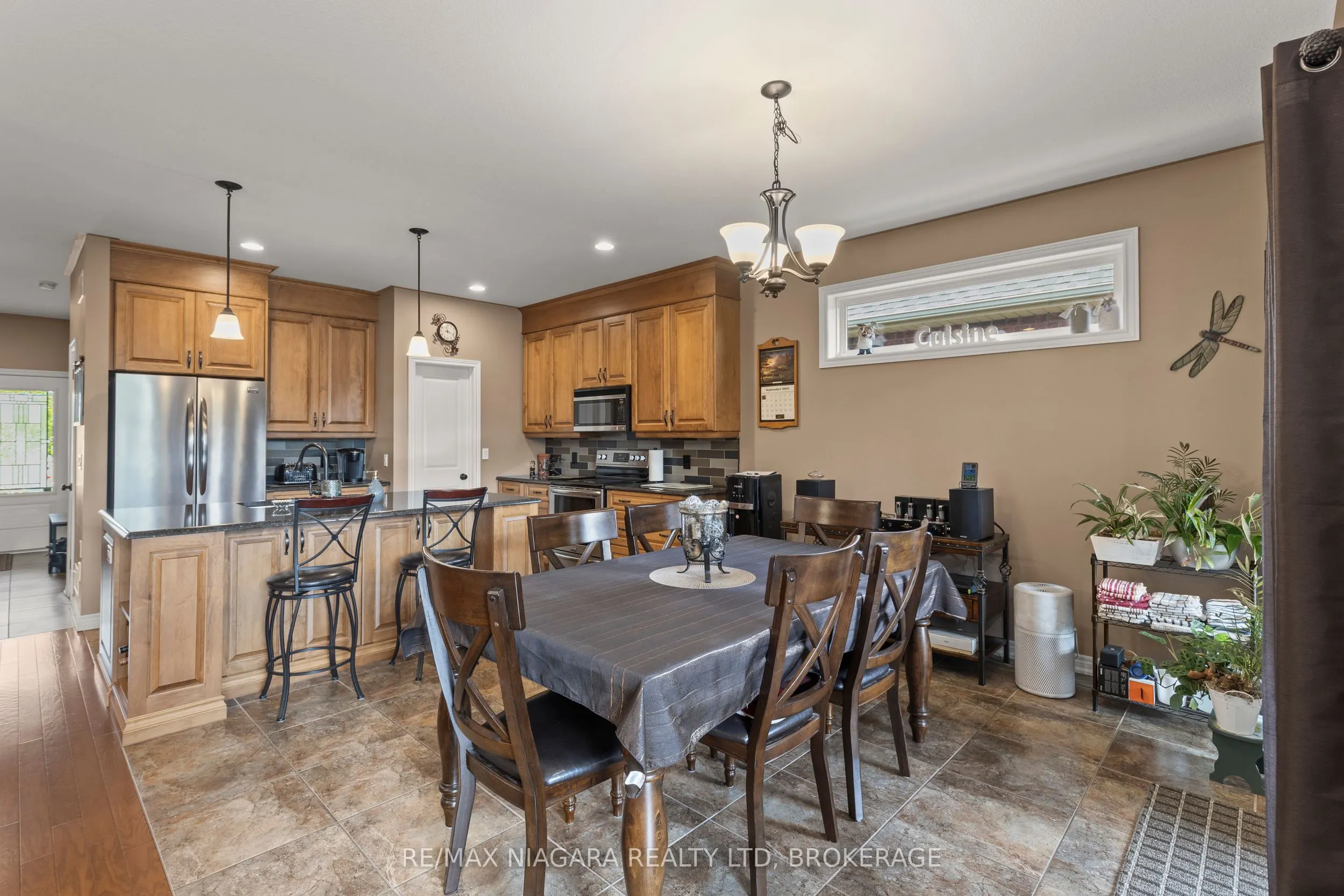 41 Creekside Drive