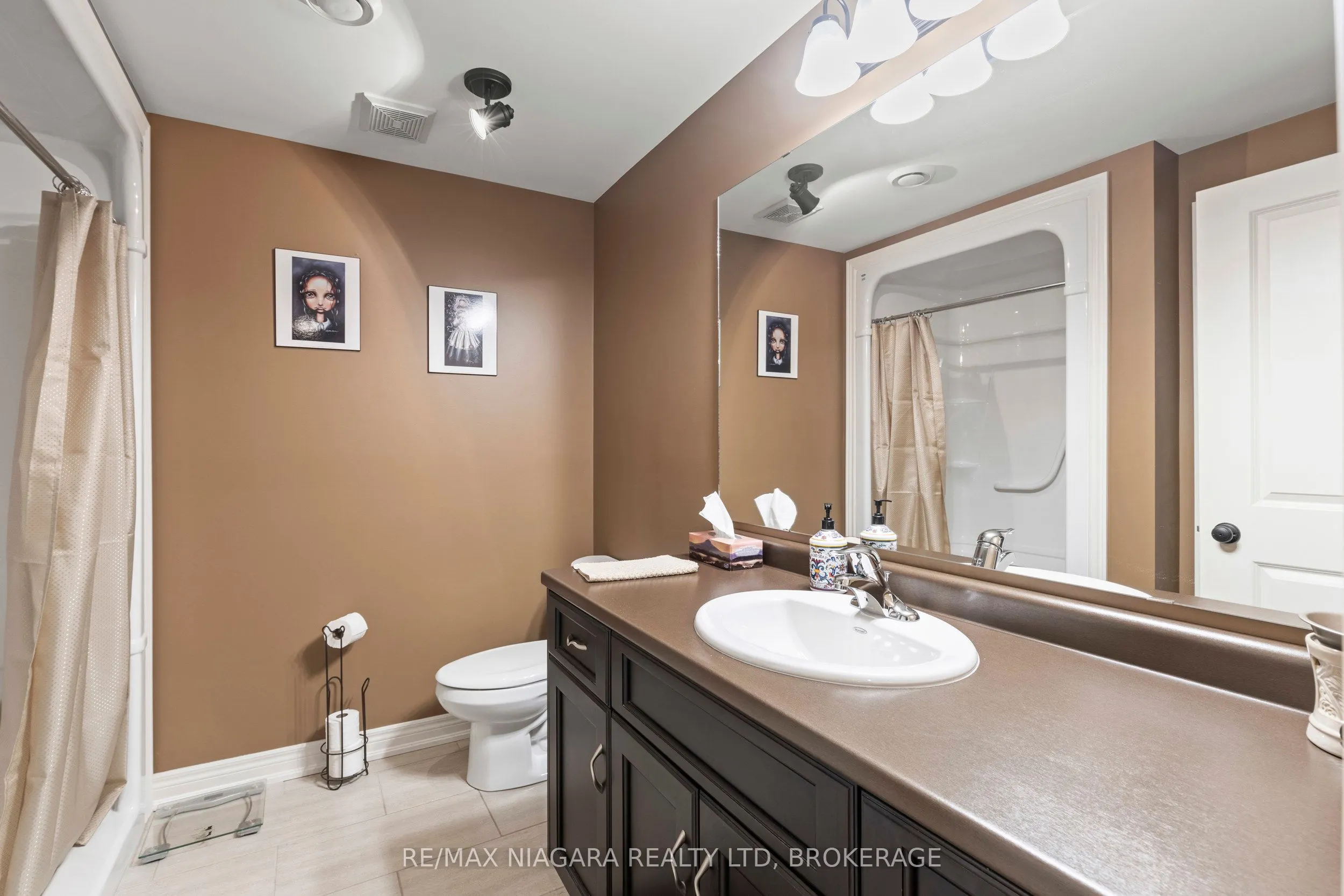 41 Creekside Drive