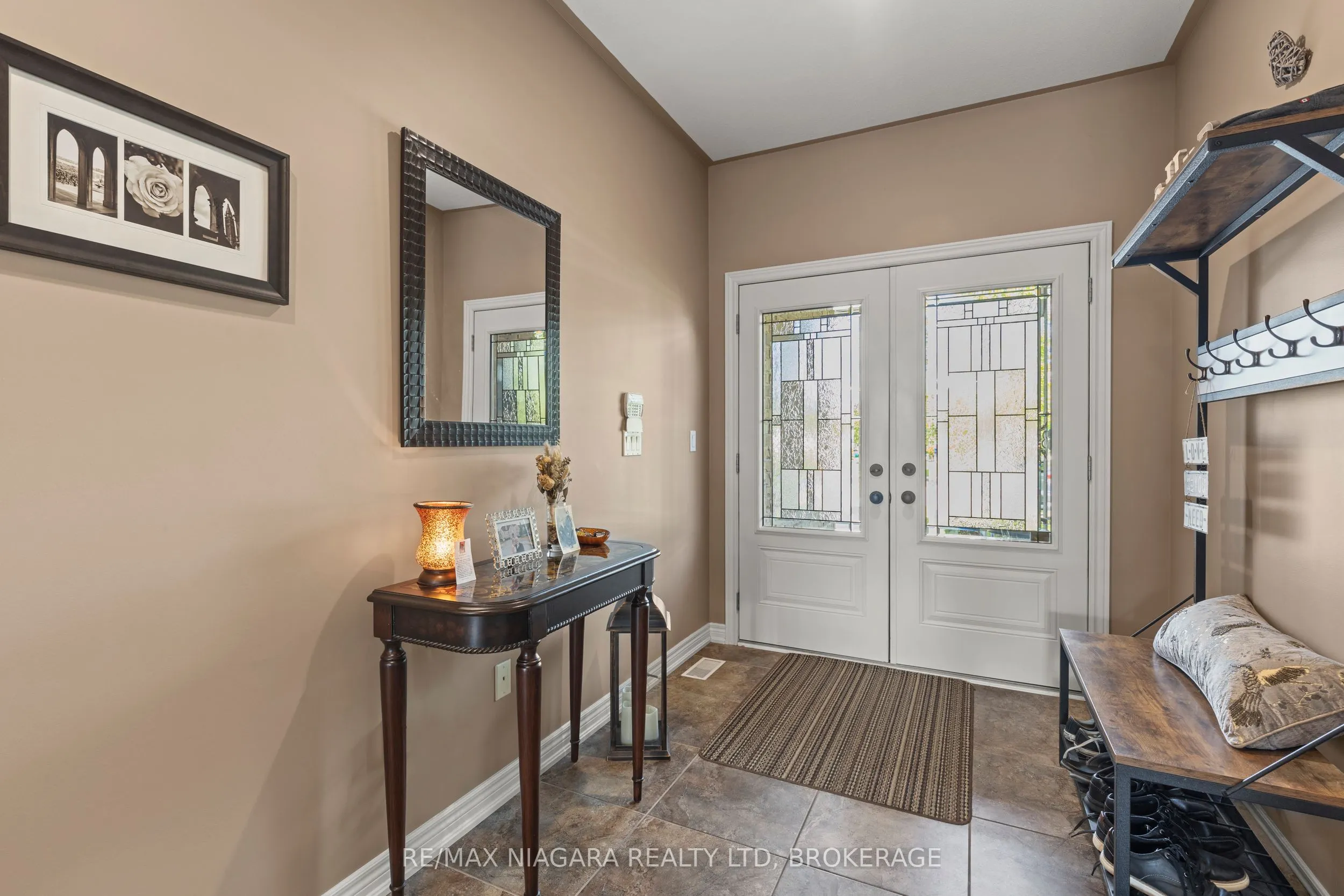 41 Creekside Drive