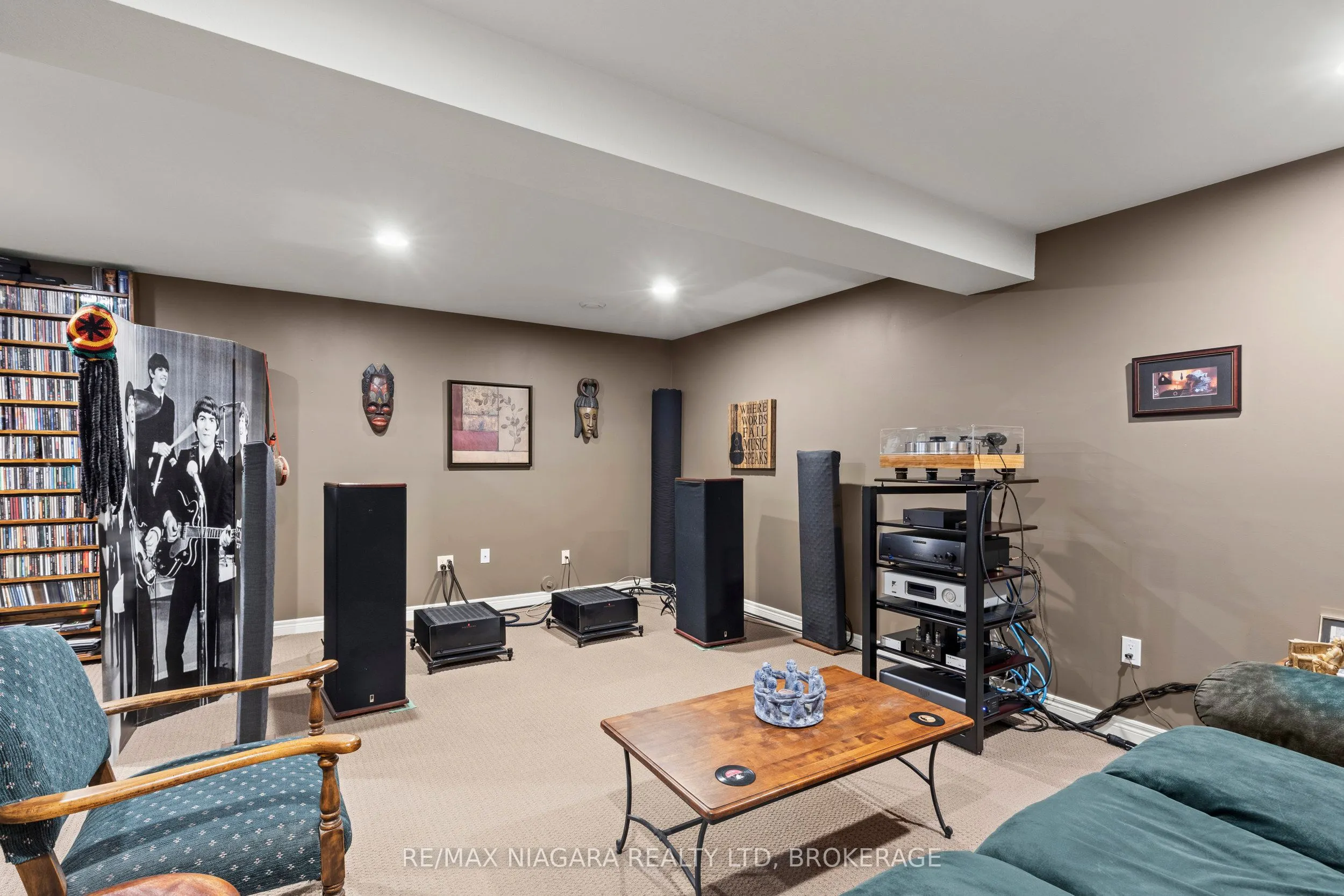41 Creekside Drive