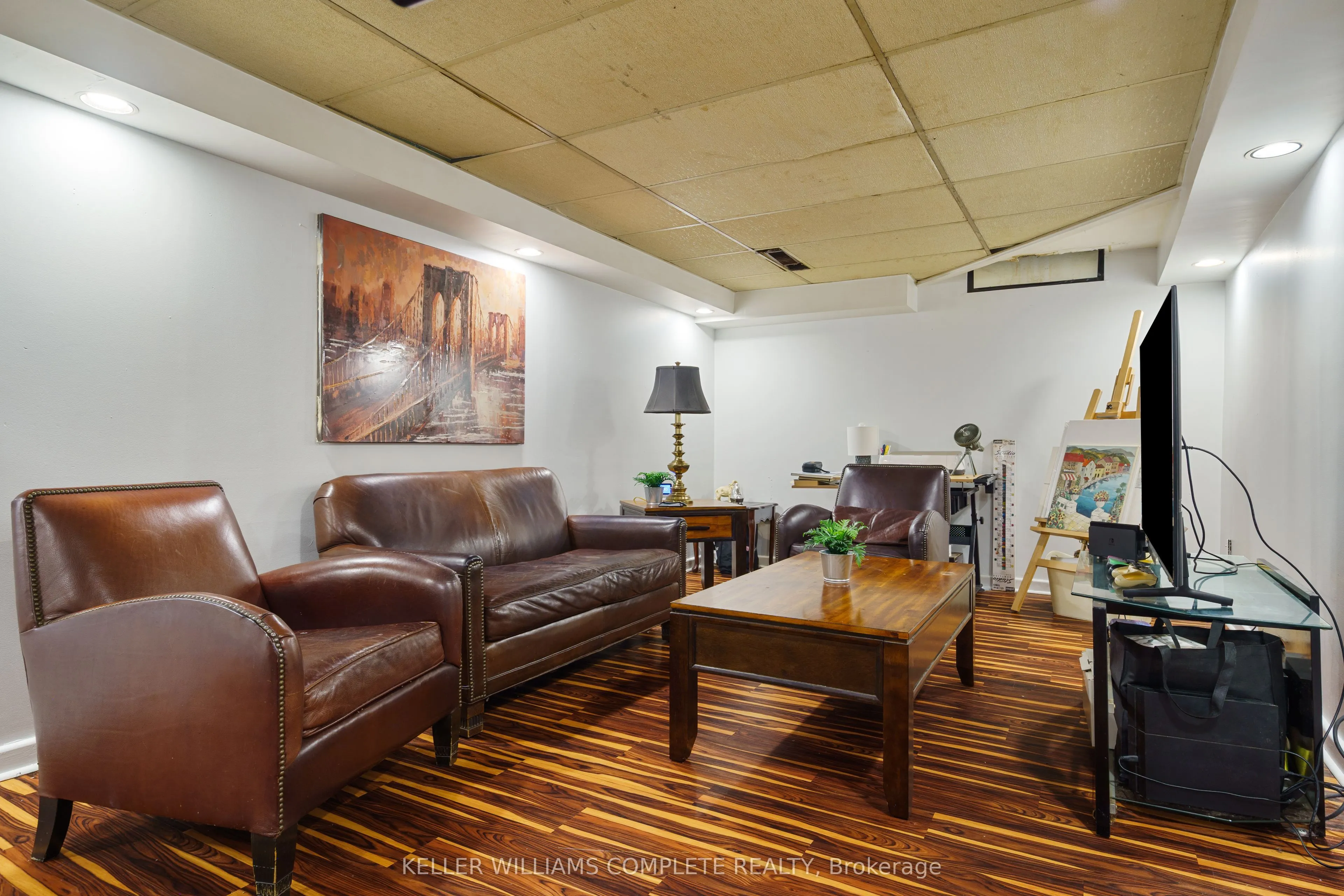 10 Glen Eden Court