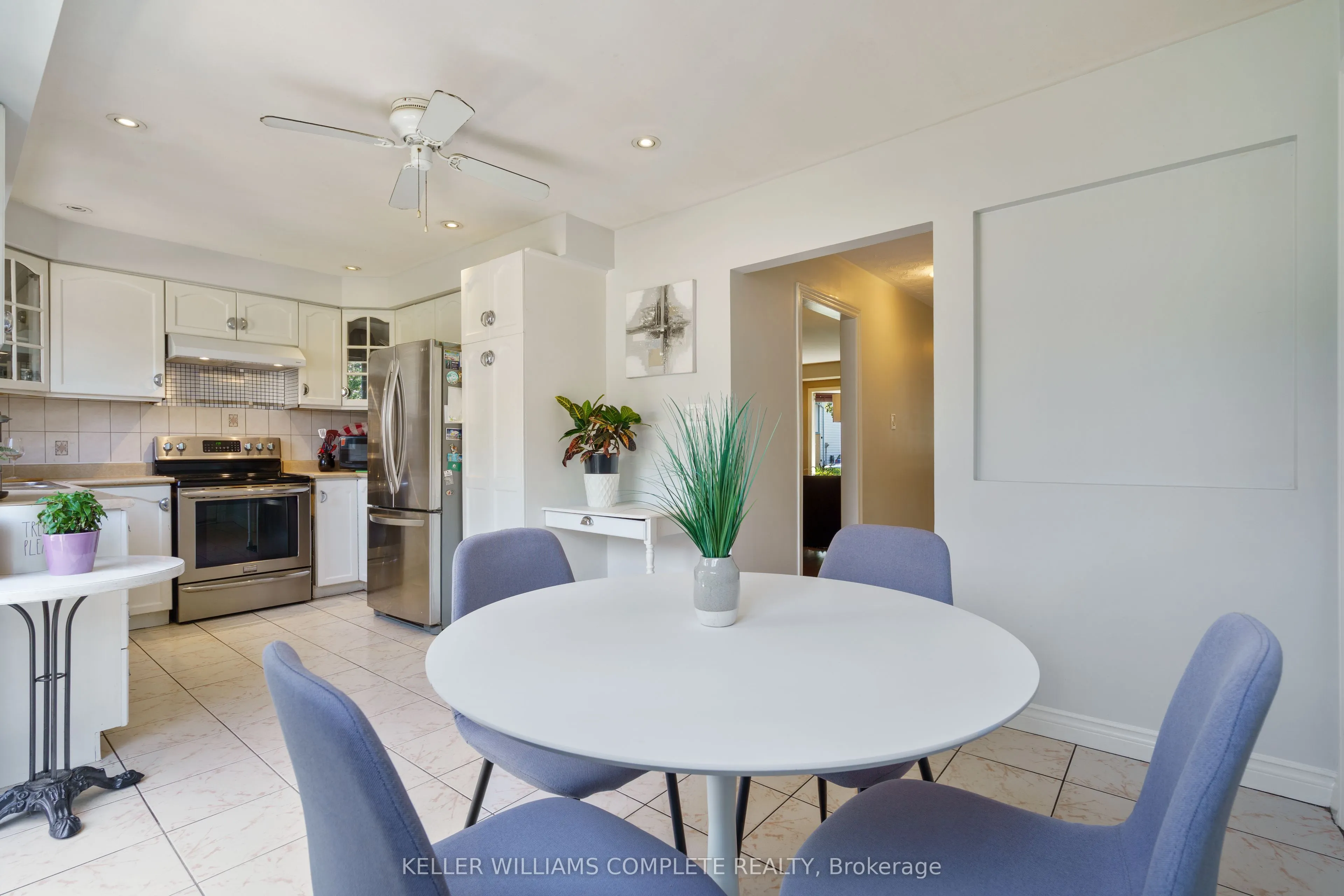 10 Glen Eden Court