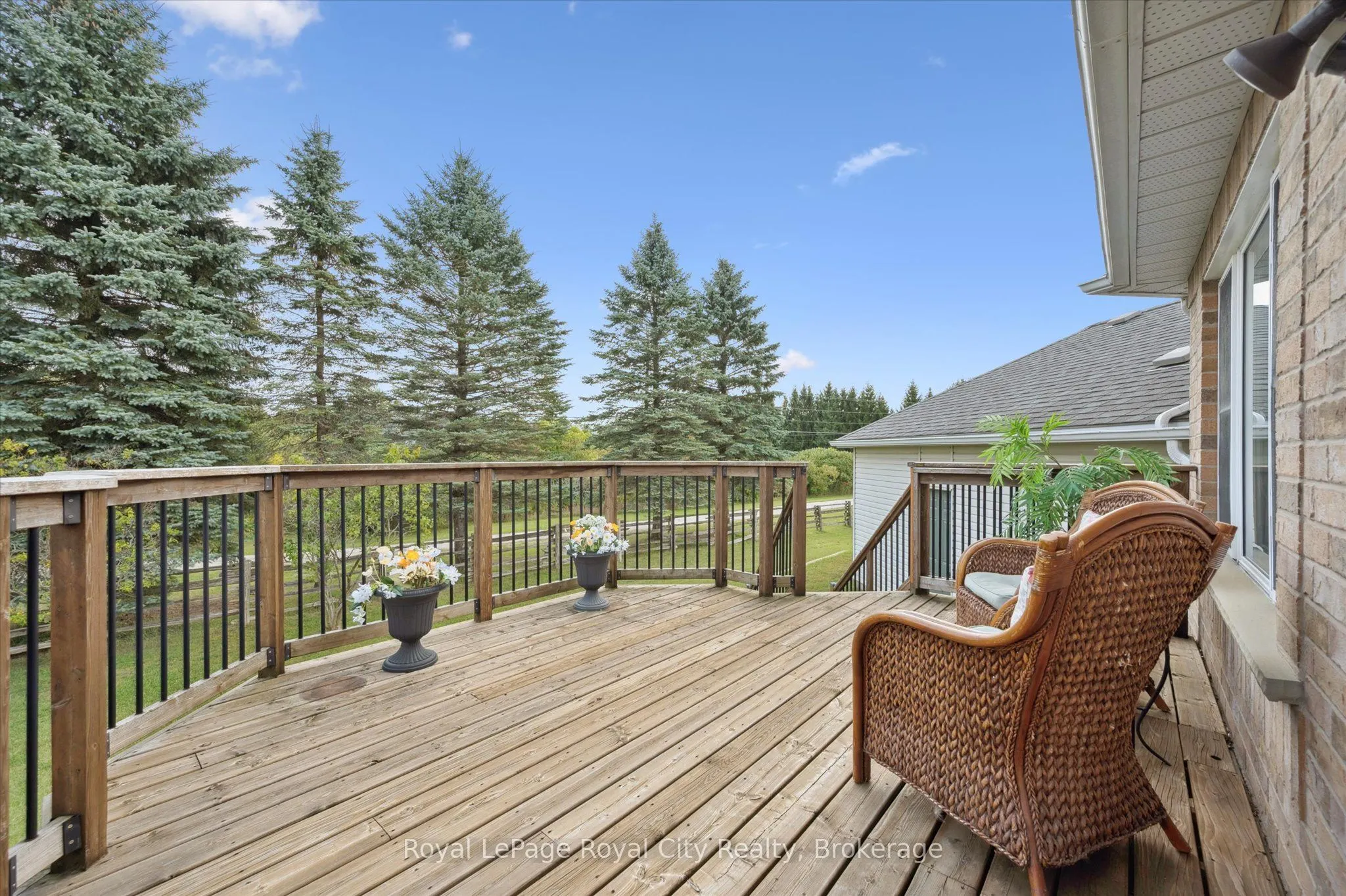 8411 Eramosa/Milton Townline