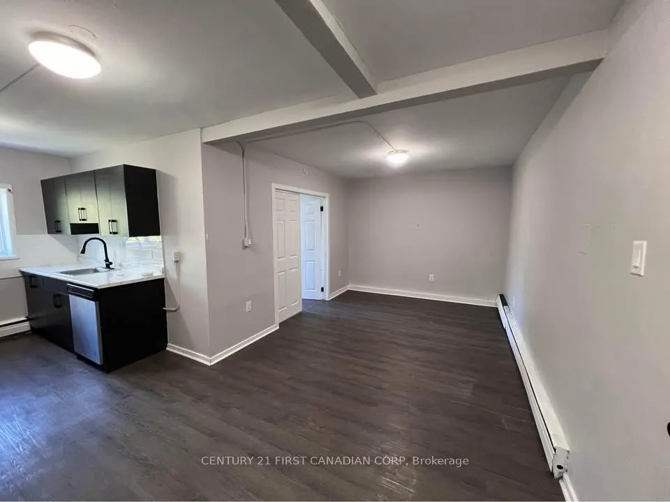 871 ADELAIDE Street N, #306