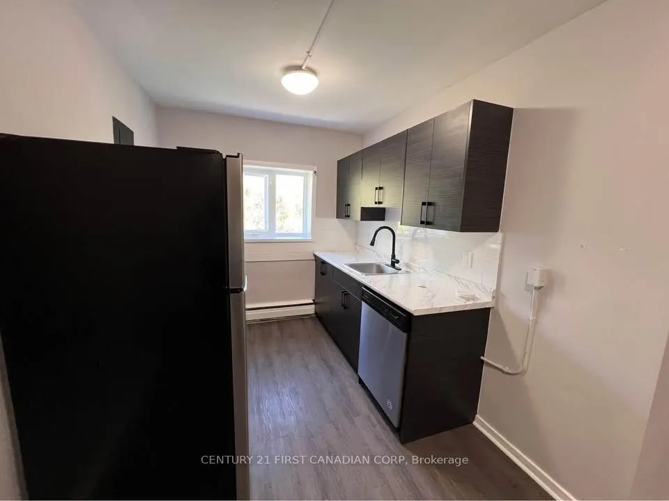 871 ADELAIDE Street N, #306