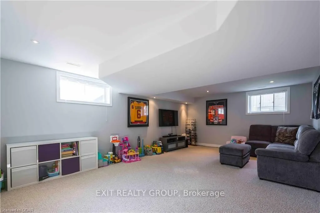 23 Scenic Drive