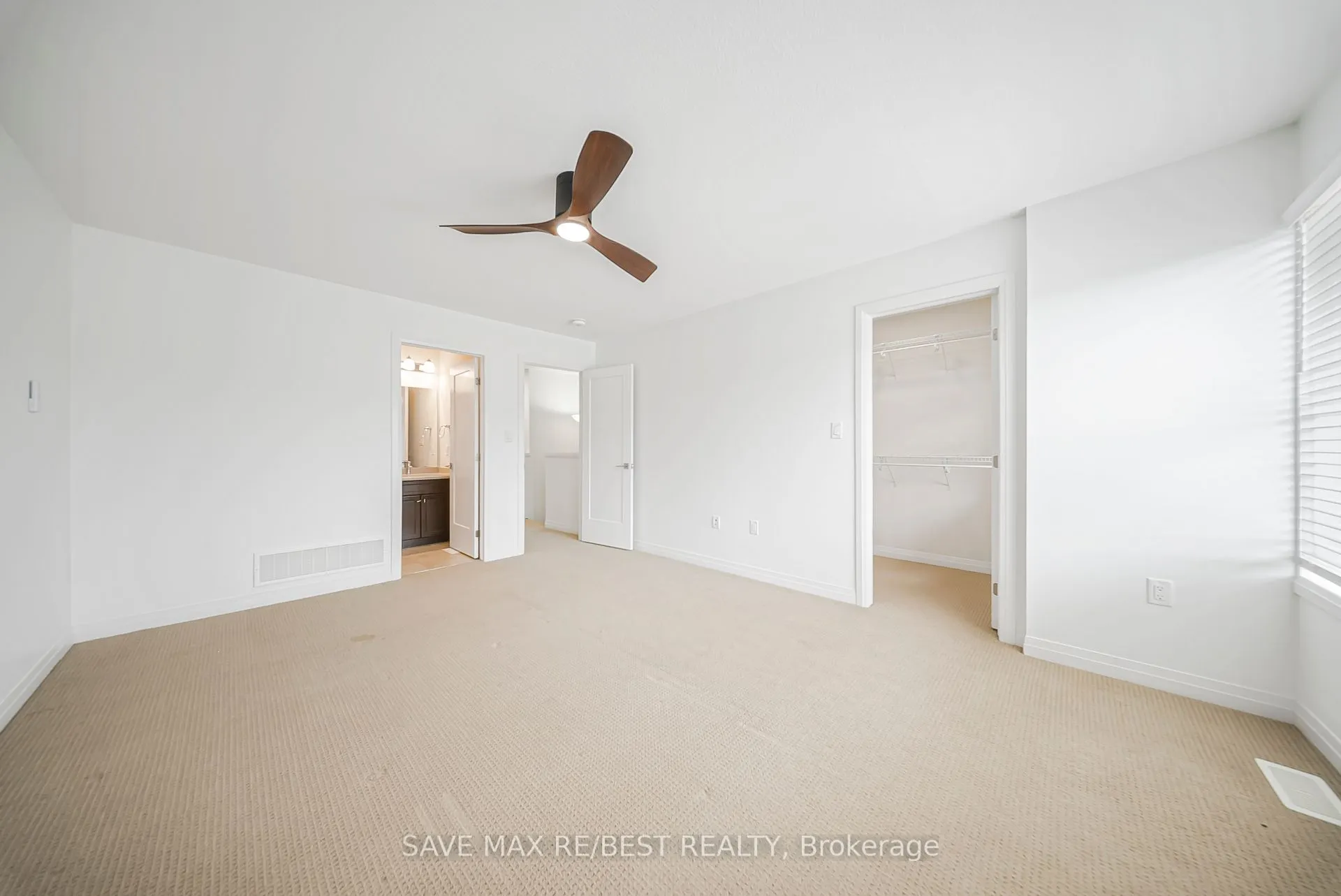 6 Greenwich Avenue