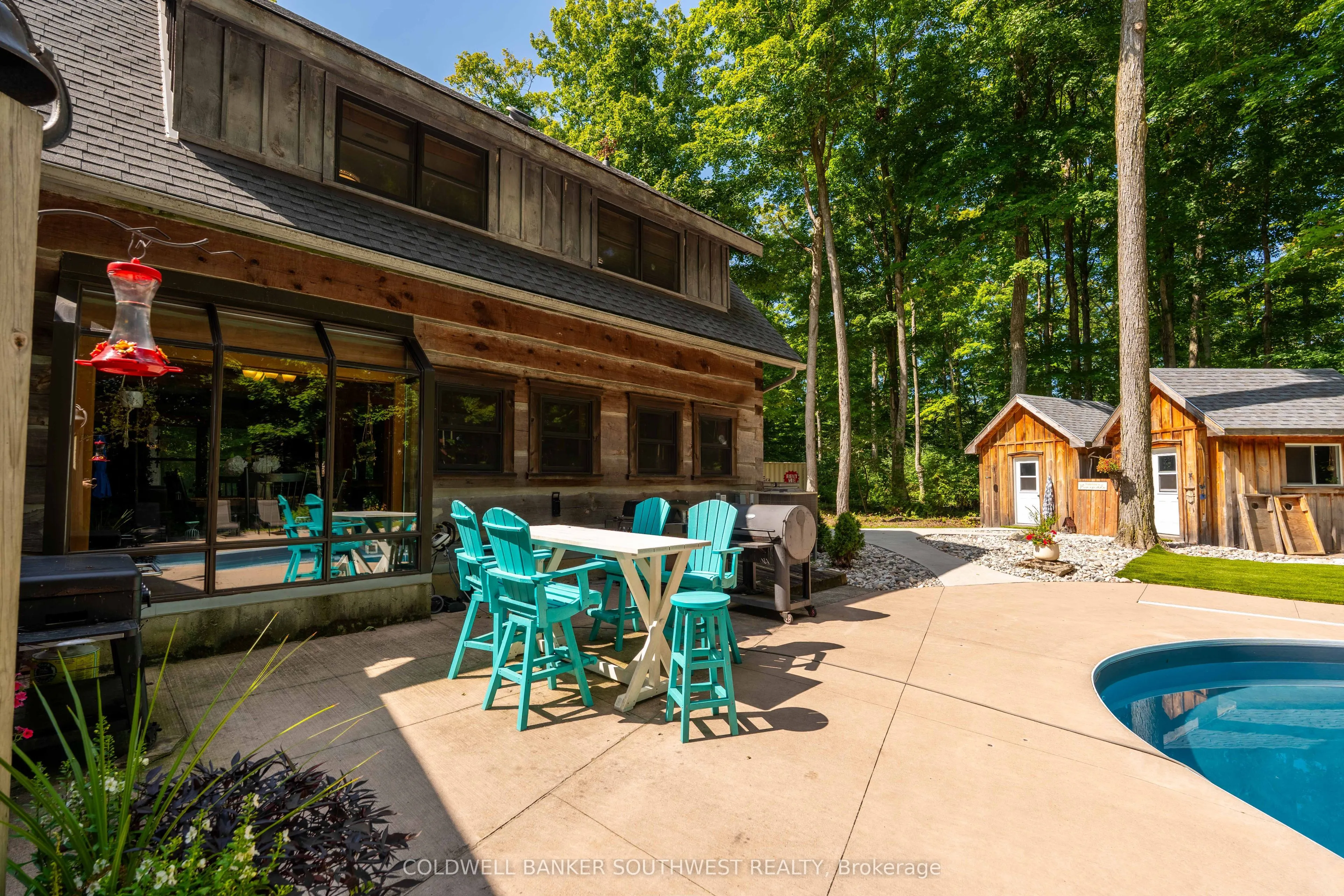 5252 Egremont Road