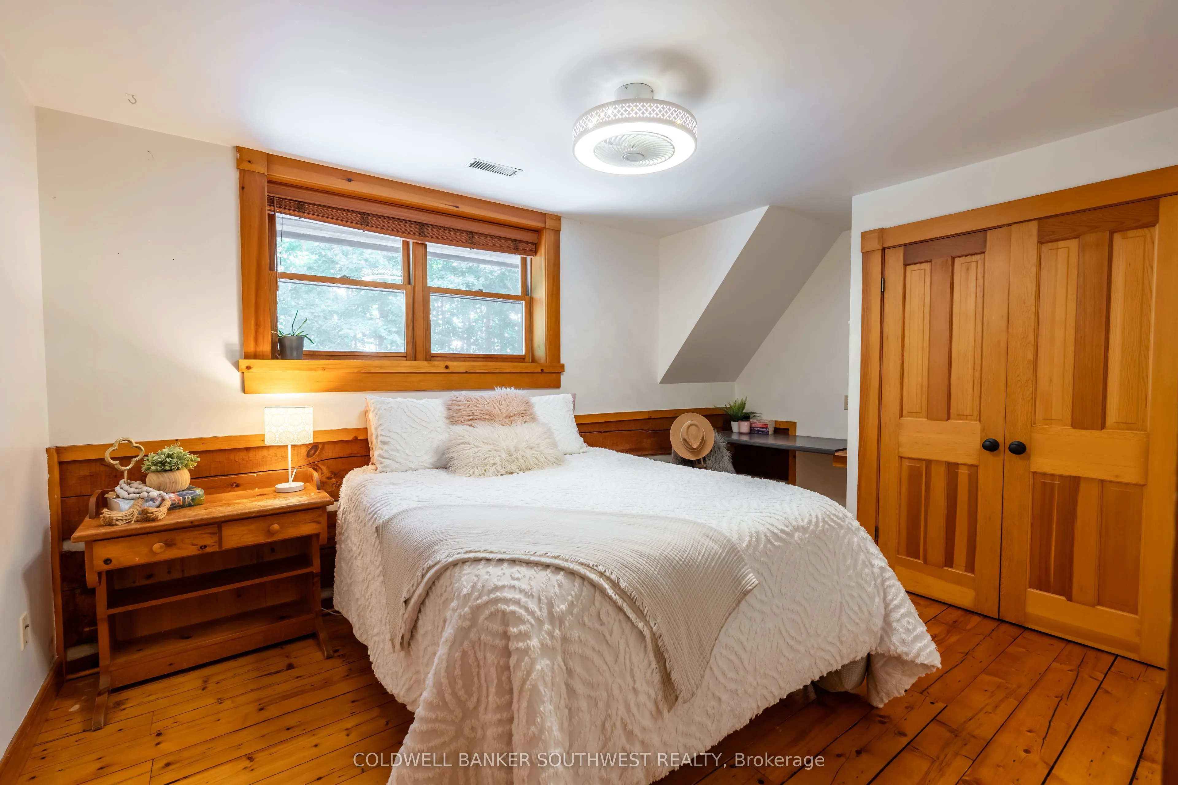 5252 Egremont Road
