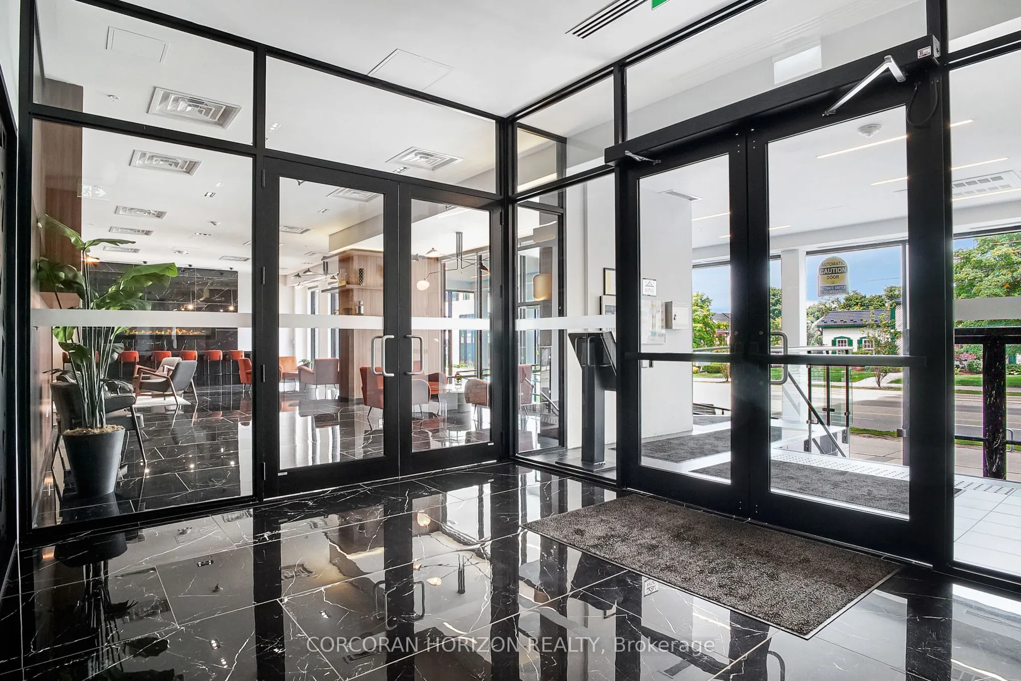 181 King Street S, #1414