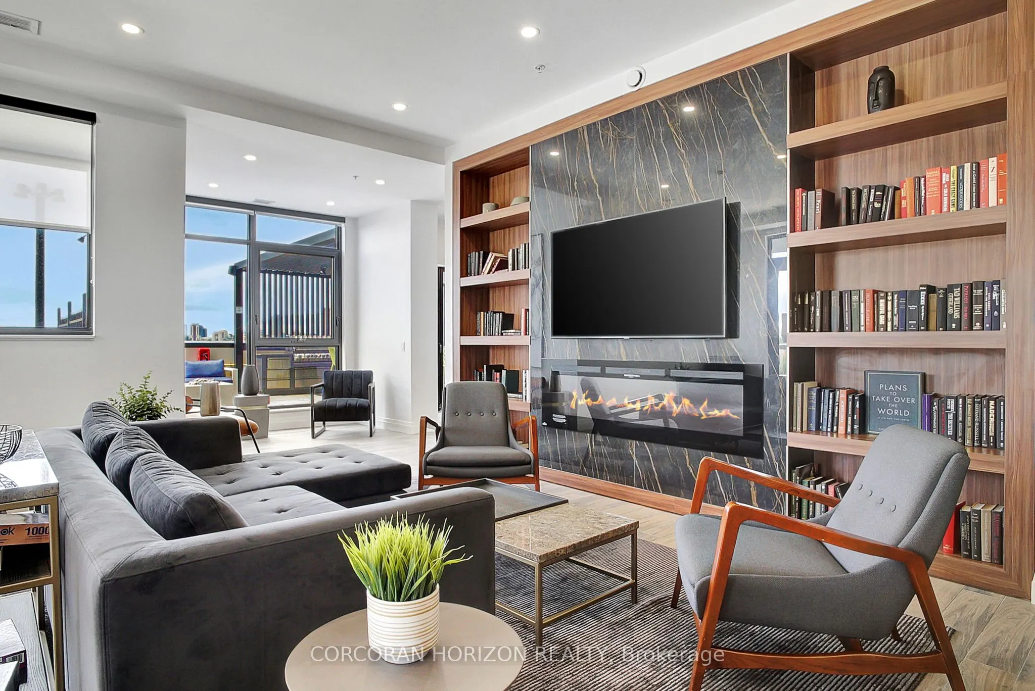 181 King Street S, #1414