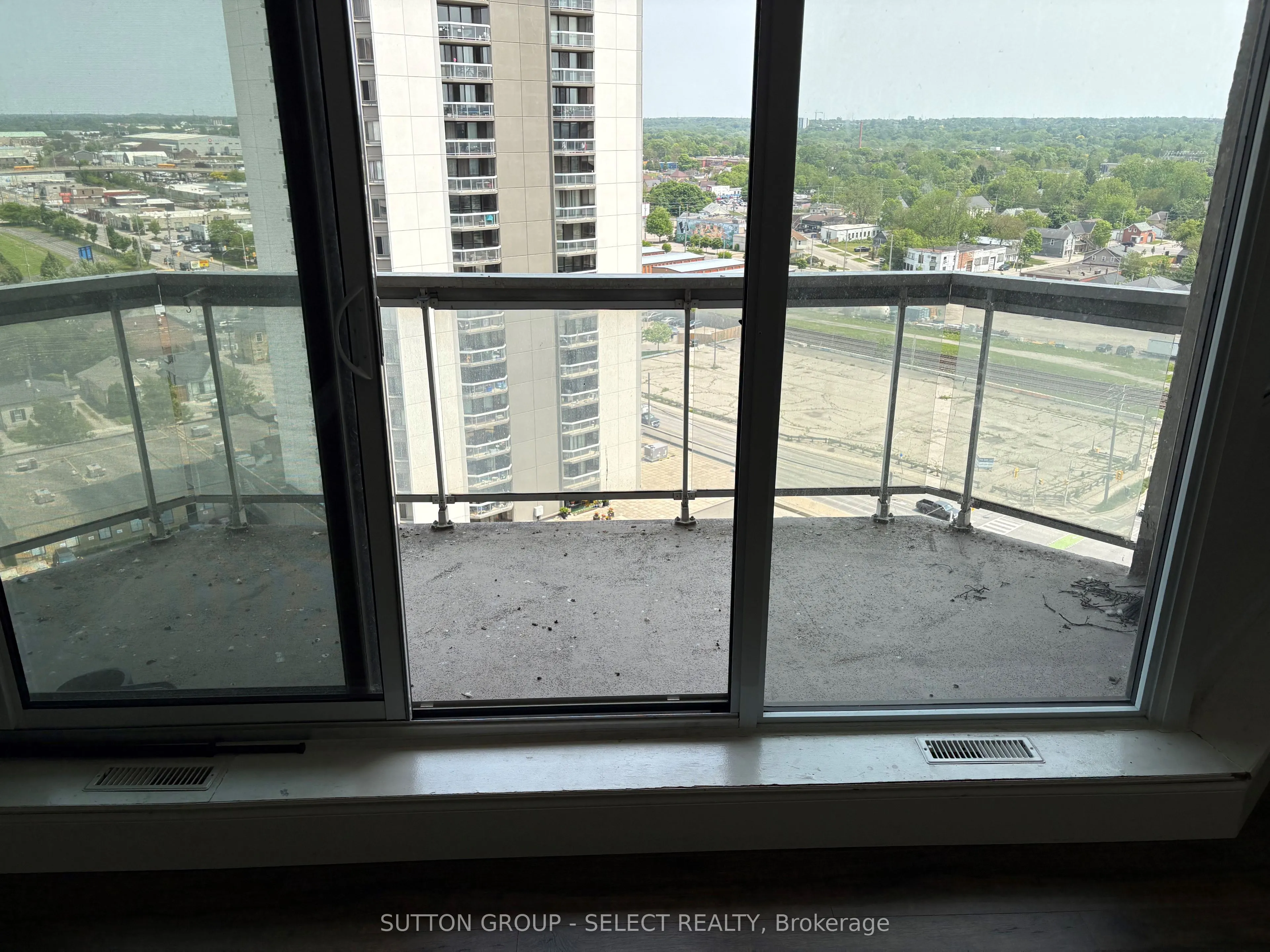 363 COLBORNE Street, #1703