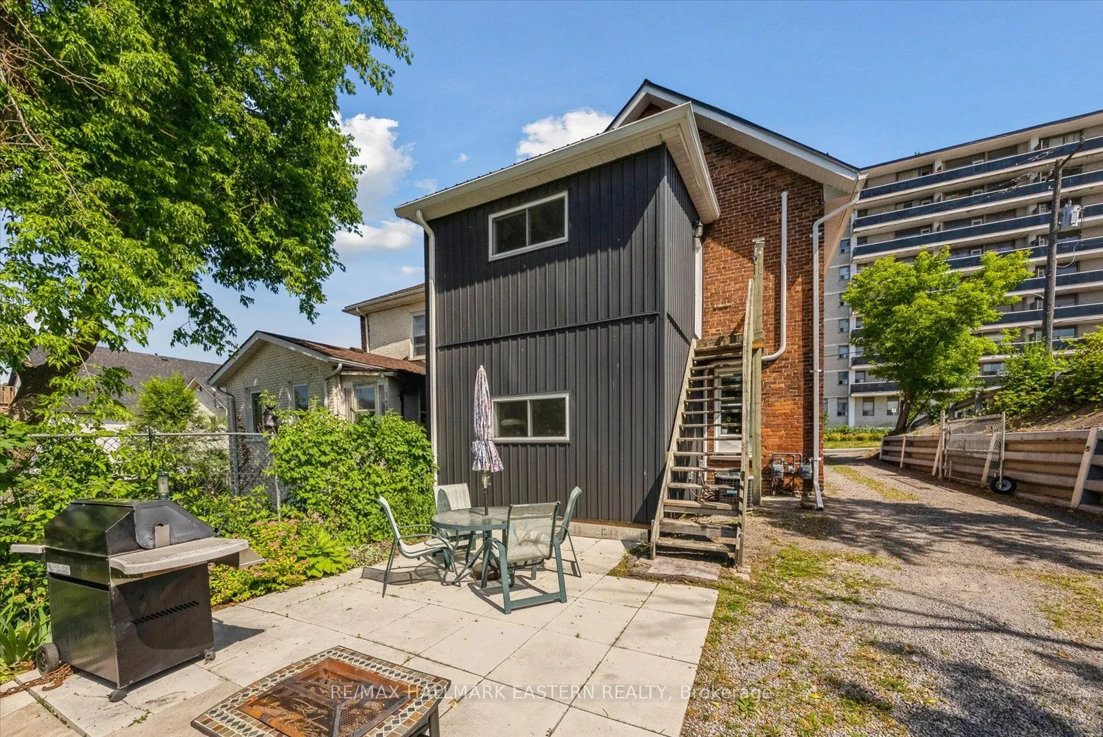 213 Brock Street
